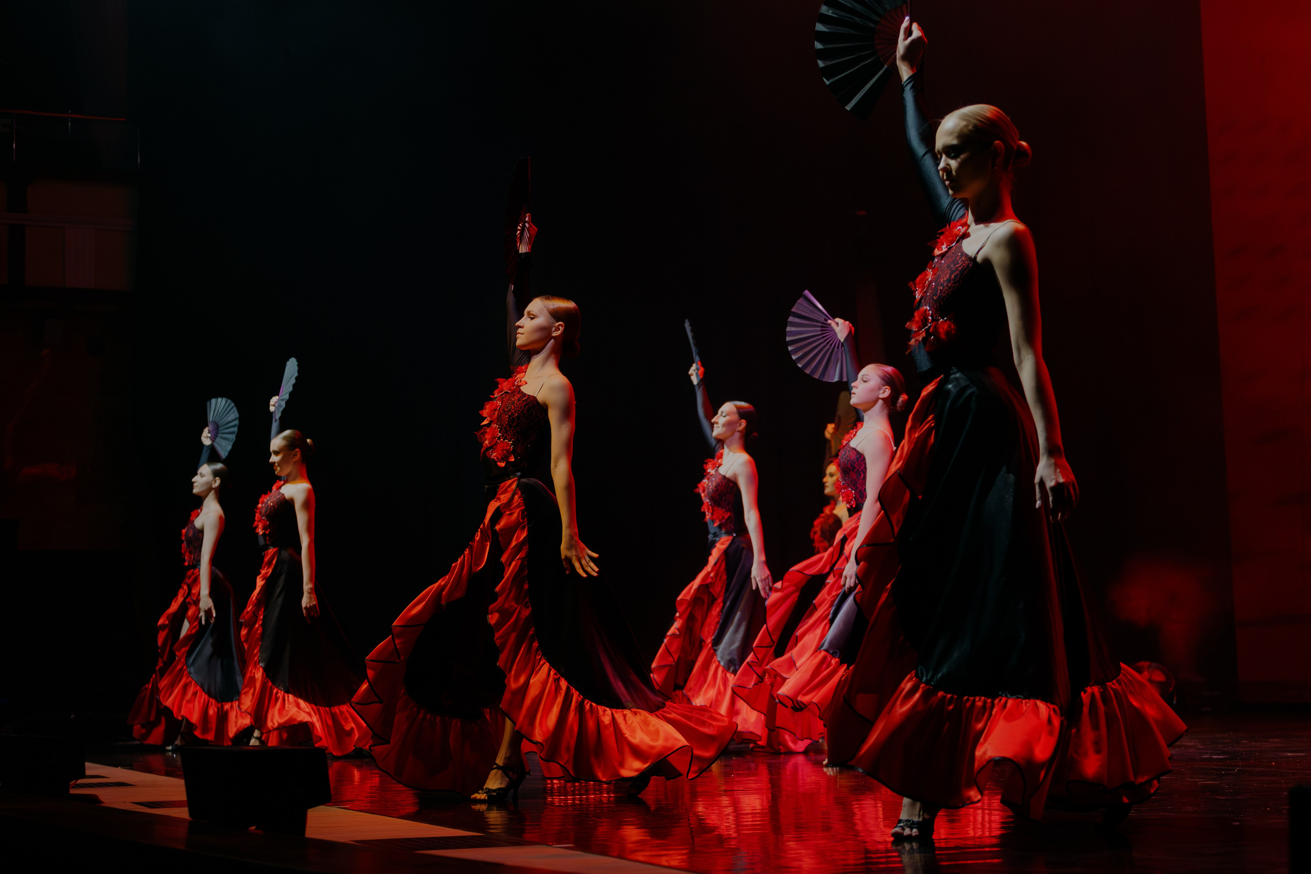 ALTERNATIVE DANCE STUDIO. Свадебный и репортажный фотограф в Омске. Червоткин Никита