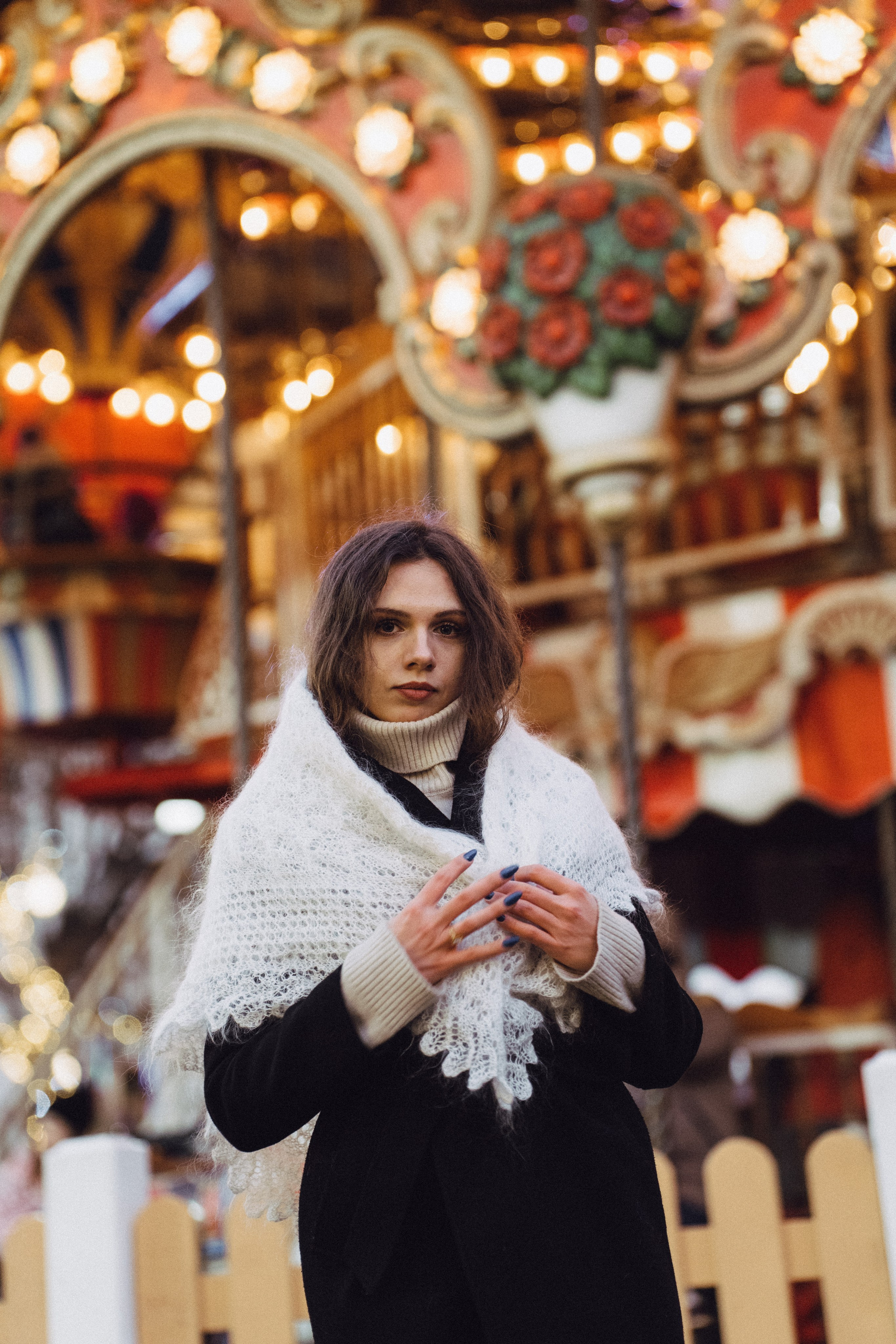 ПРОГУЛКА НА МАНЕЖНОЙ ПЛОЩАДИ ДЛЯ ДЕВУШКИ ПЕРЕД НОВЫМ ГОДОМ (НОВОГОДНЯЯ ФОТОСЕССИИЯ НА МАНЕЖНОЙ ПЛОЩАДИ). Профессиональный фотограф, Санкт-Петербург — Виктория Богомолова