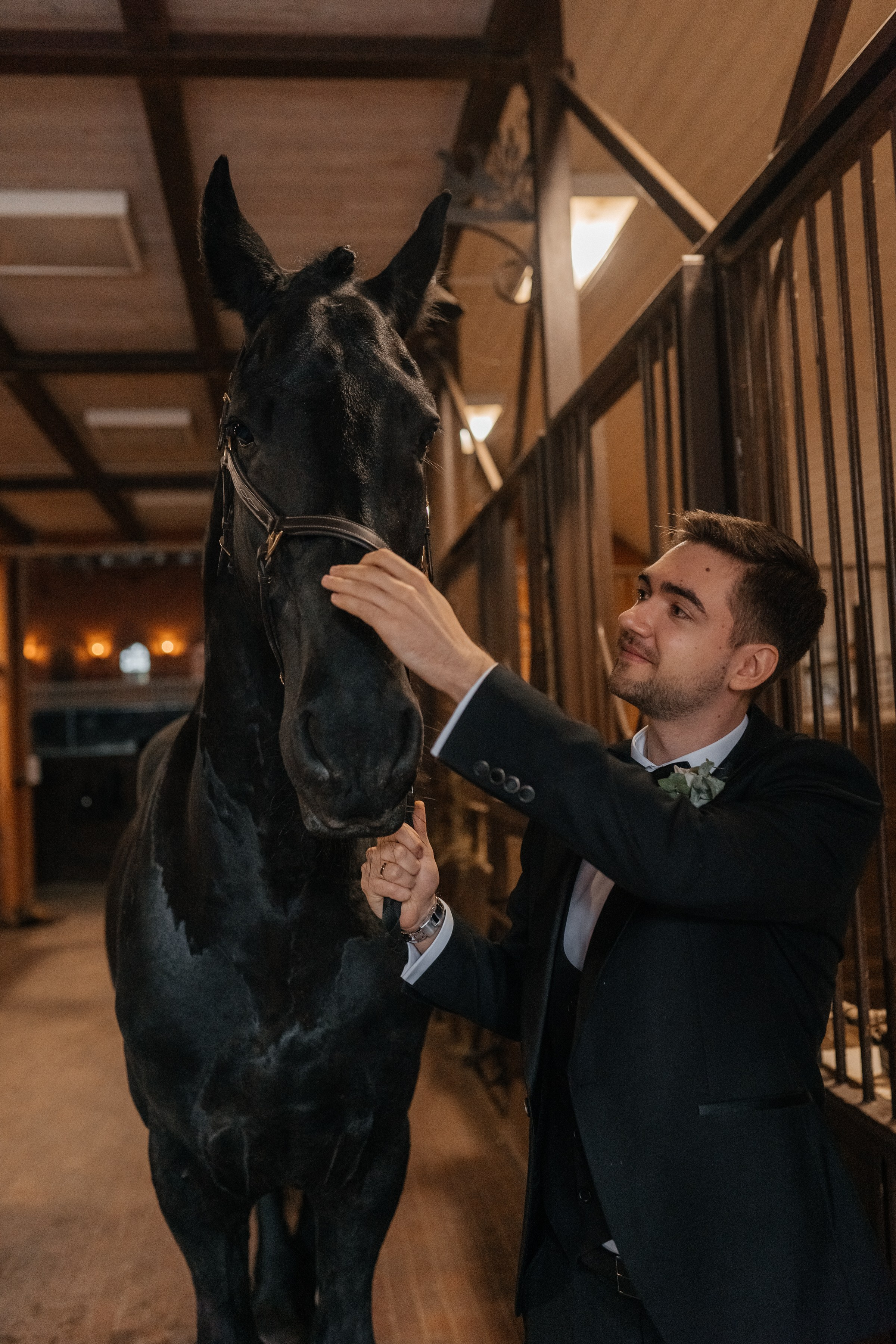 Fewhorses «Рыцарская свадьба». Семейный и свадебный фотограф в Москве Виктория Махова