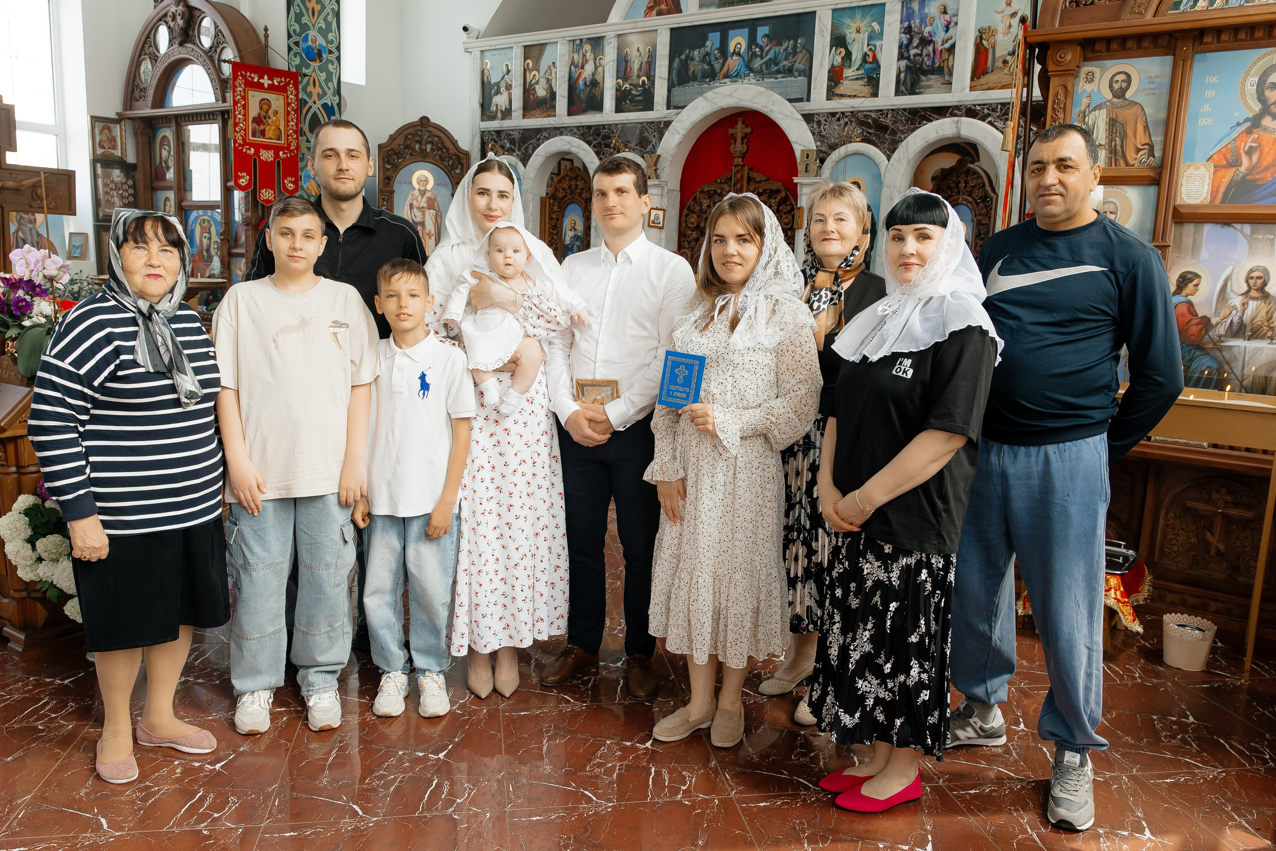 Крещение. Город Кропоткин. Церковь Петра и Павла. Свадебный фотограф Кропоткин Краснодар