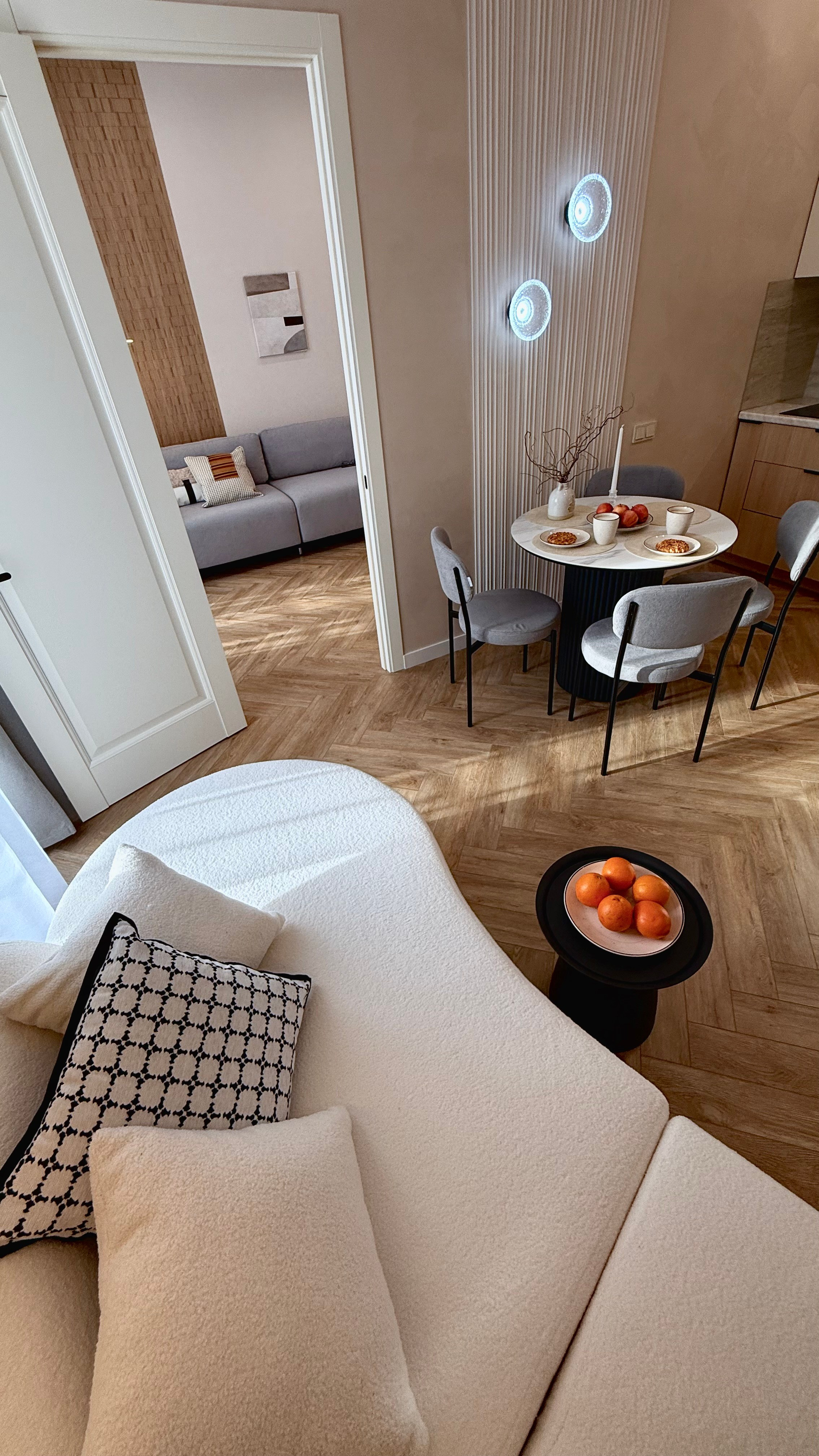 ЖК ID Park Pobedy. Квартира на сачу в долгосрочную аренду уровня комфорт плюс. Дизайн-студия интерьеров Юлии Ивановой