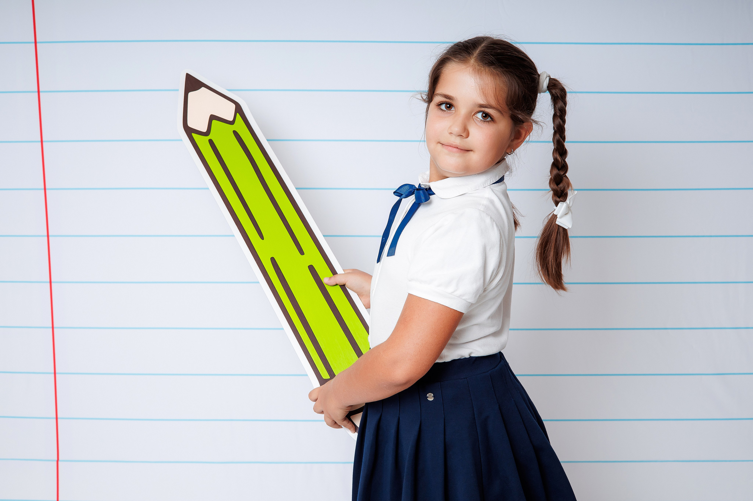 ИНТЕРЬЕРНЫЙ ФОТОФОН. Выпускные альбомы в Донецке и ДНР. Фотограф Донецк и ДНР