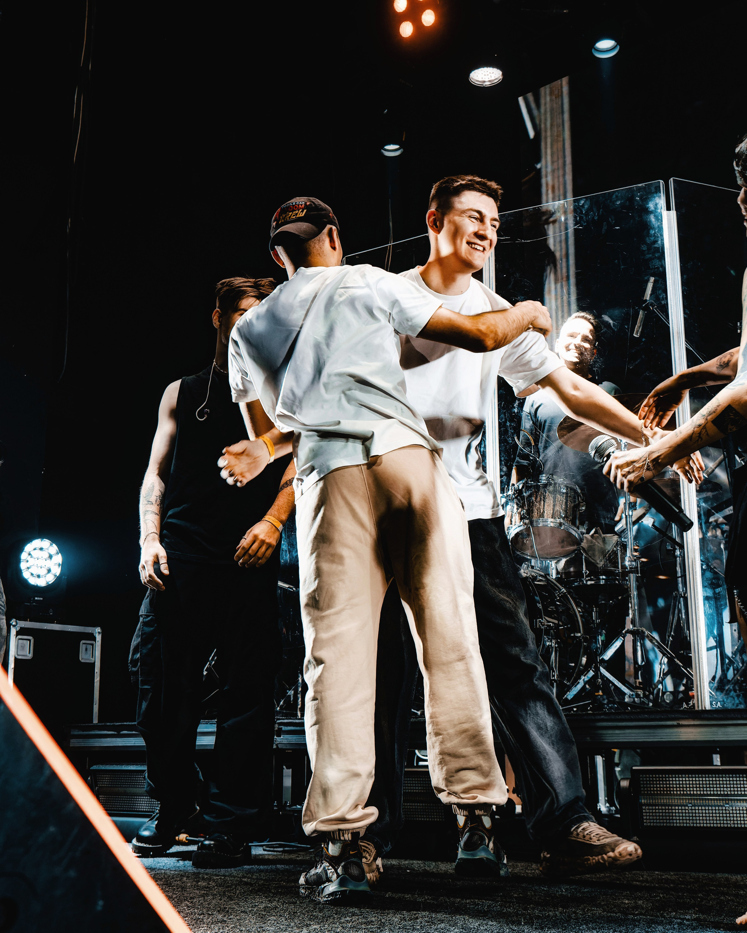 Green Apelsin в клубе Base 3.05.2024. Репортажный фотограф и видеограф в Москве