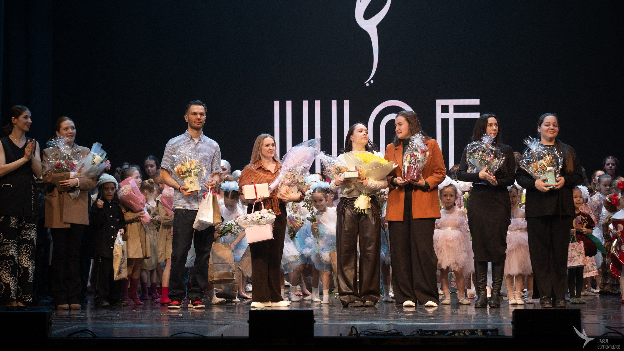 Отчетный концерт студии танца «ШАГ». Репортажный фотограф в Казани Павел Серпокрылов