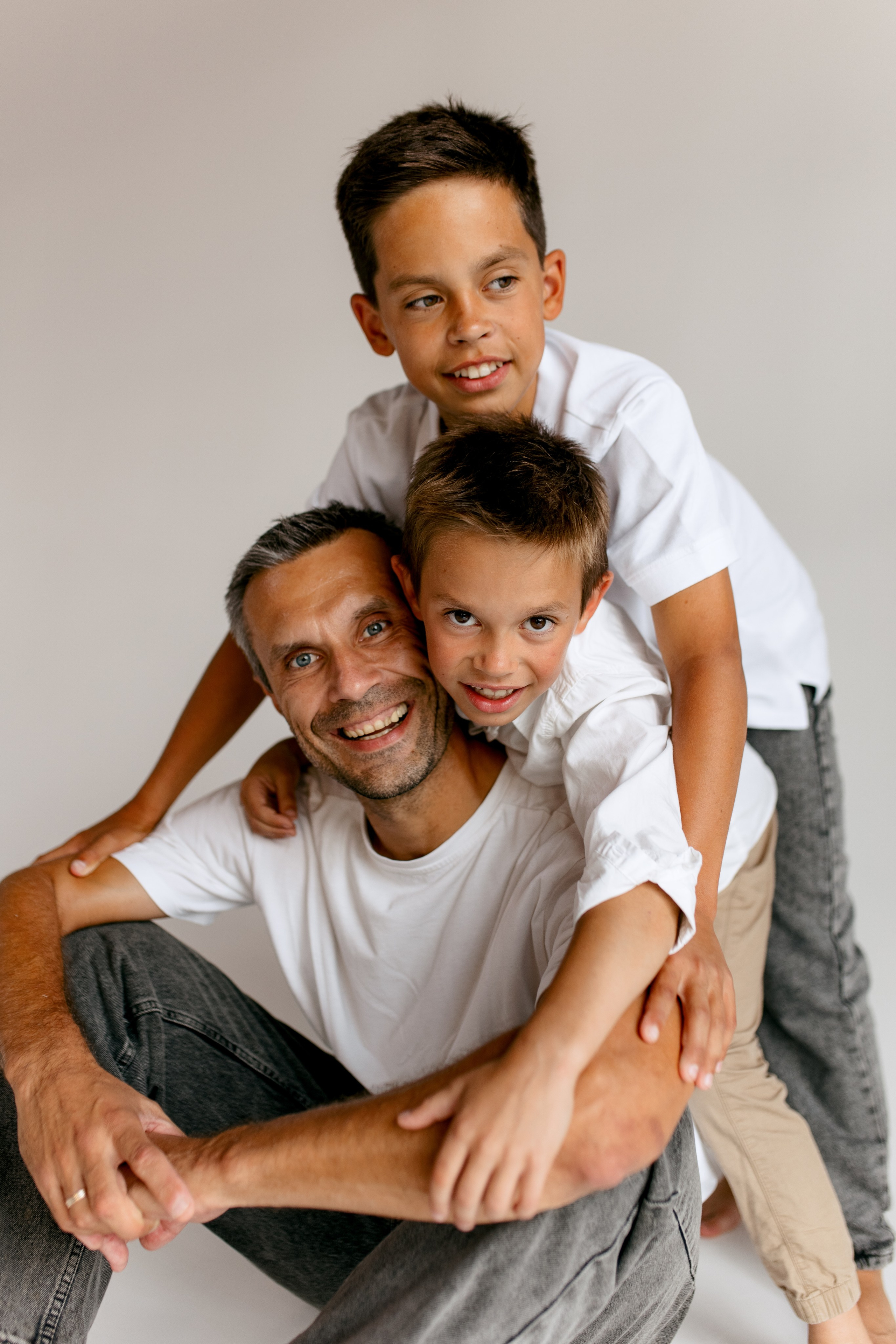 На белом фоне. Свадебный и семейный фотограф в Туле и области Маша Костина