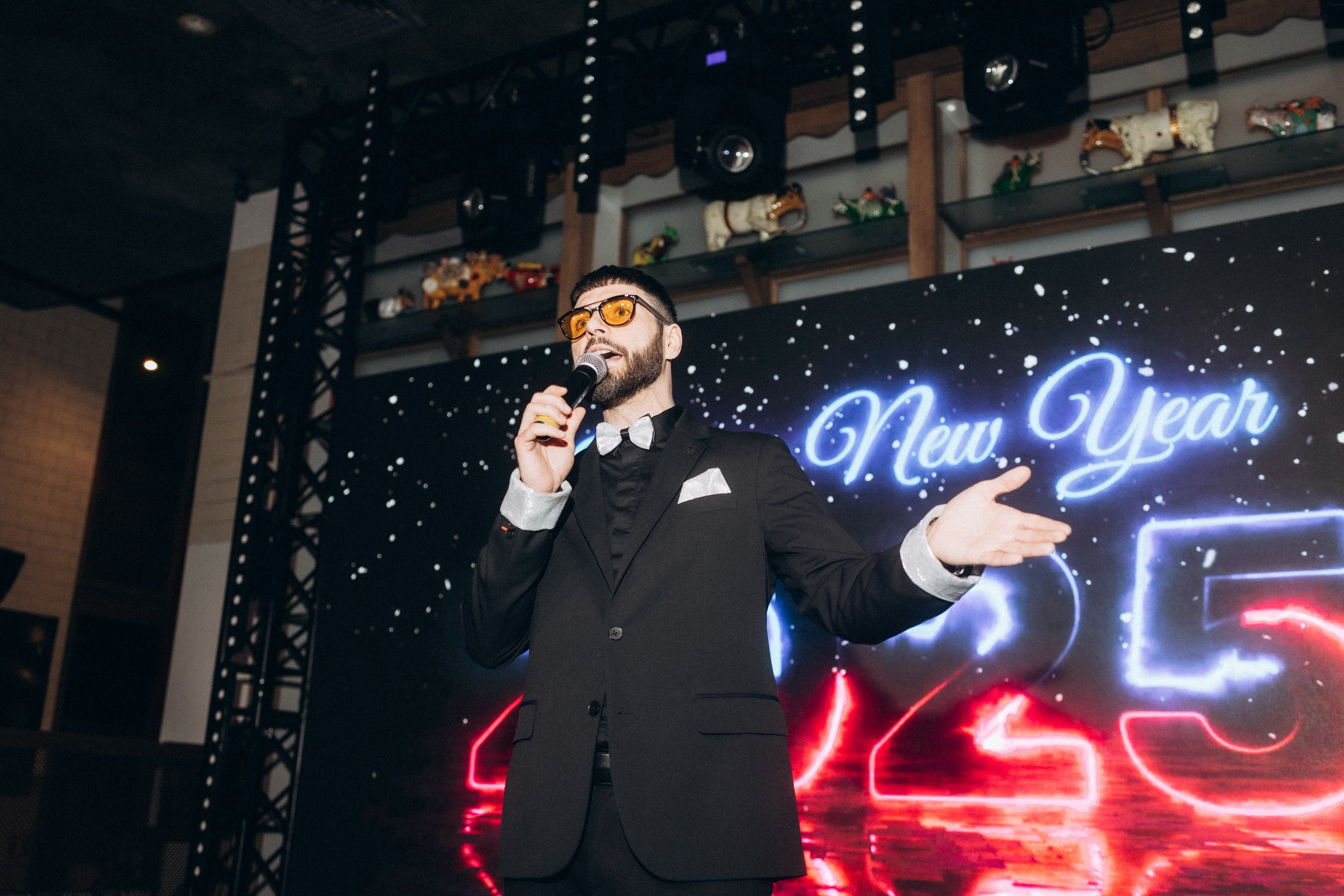 Новогодний корпоратив ресторан Рибай. Фотограф Артем Бросов в Санкт-Петербурге и Дубае