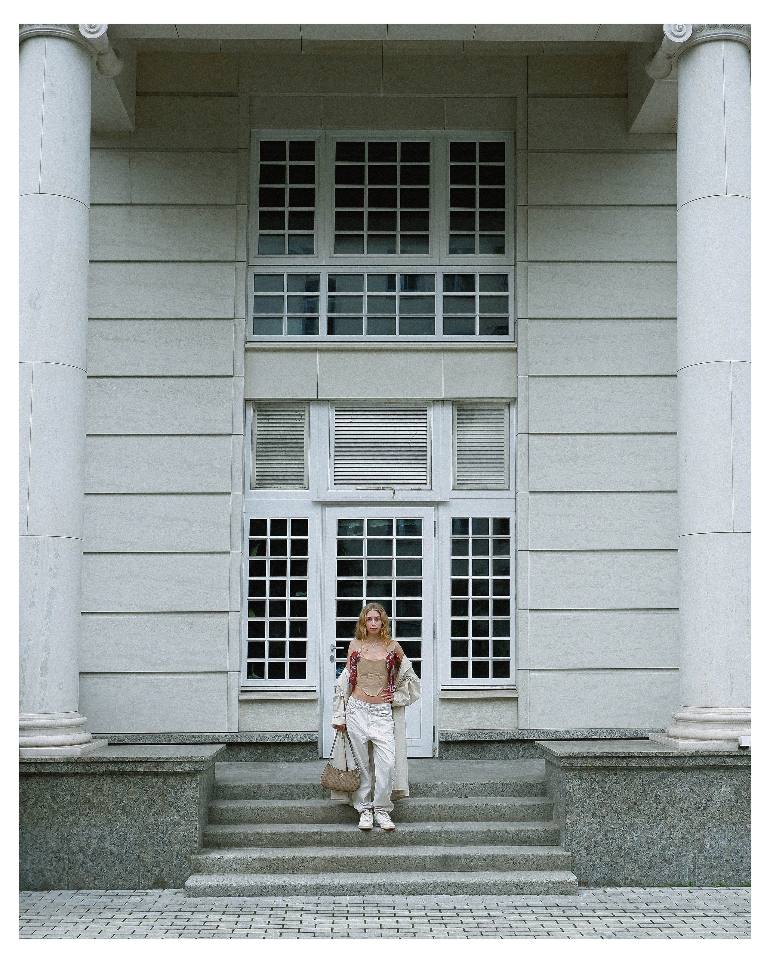 ANNA — PHOTOGRAPHER