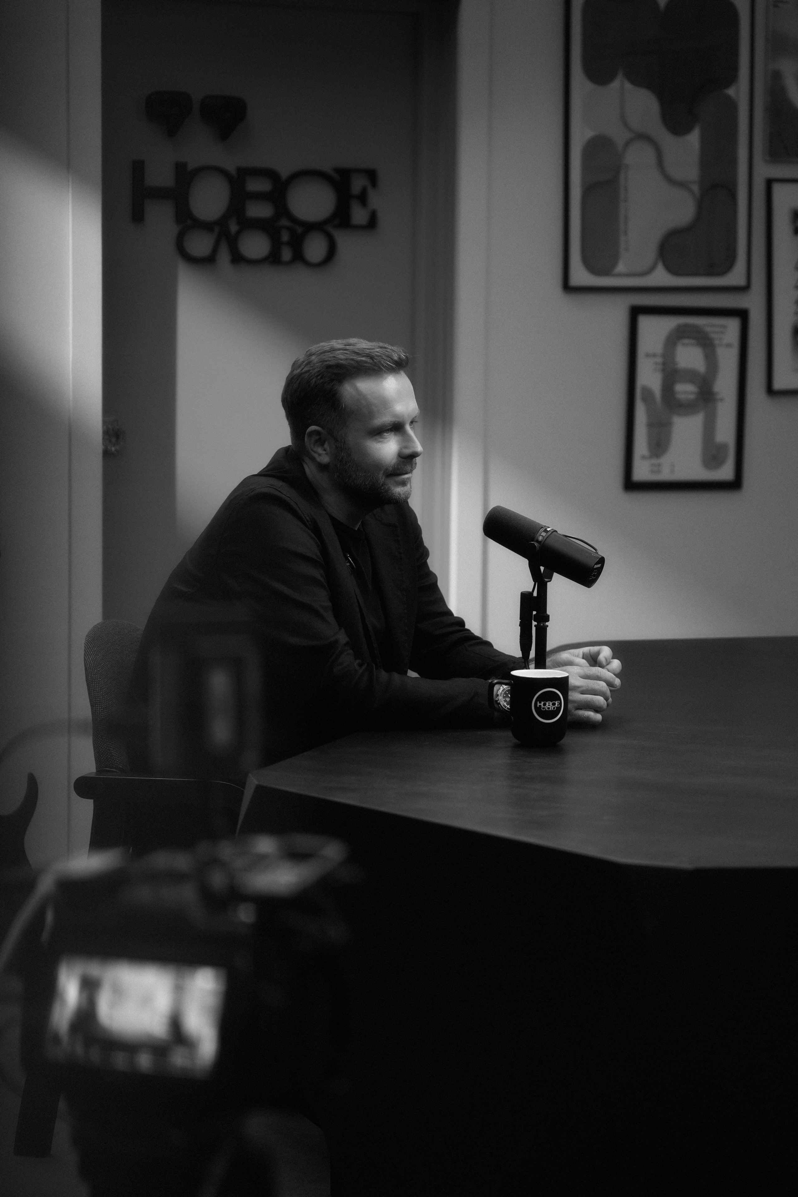 НОВОЕ СЛОВО. ANNA — PHOTOGRAPHER