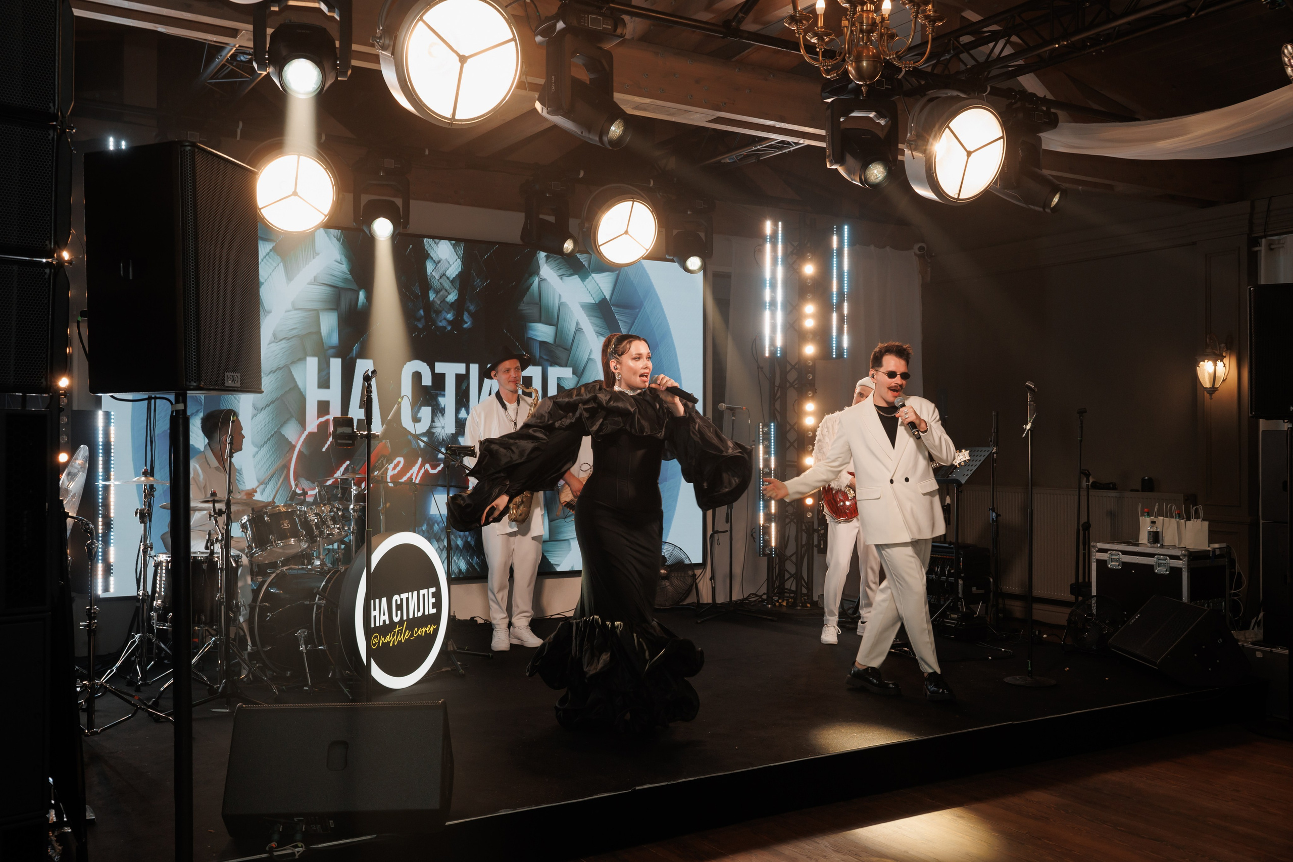 Свадебная фотосессия в отеле Сенешаль. Свадебный и репортажный фотограф (Москва, Королев и другие)