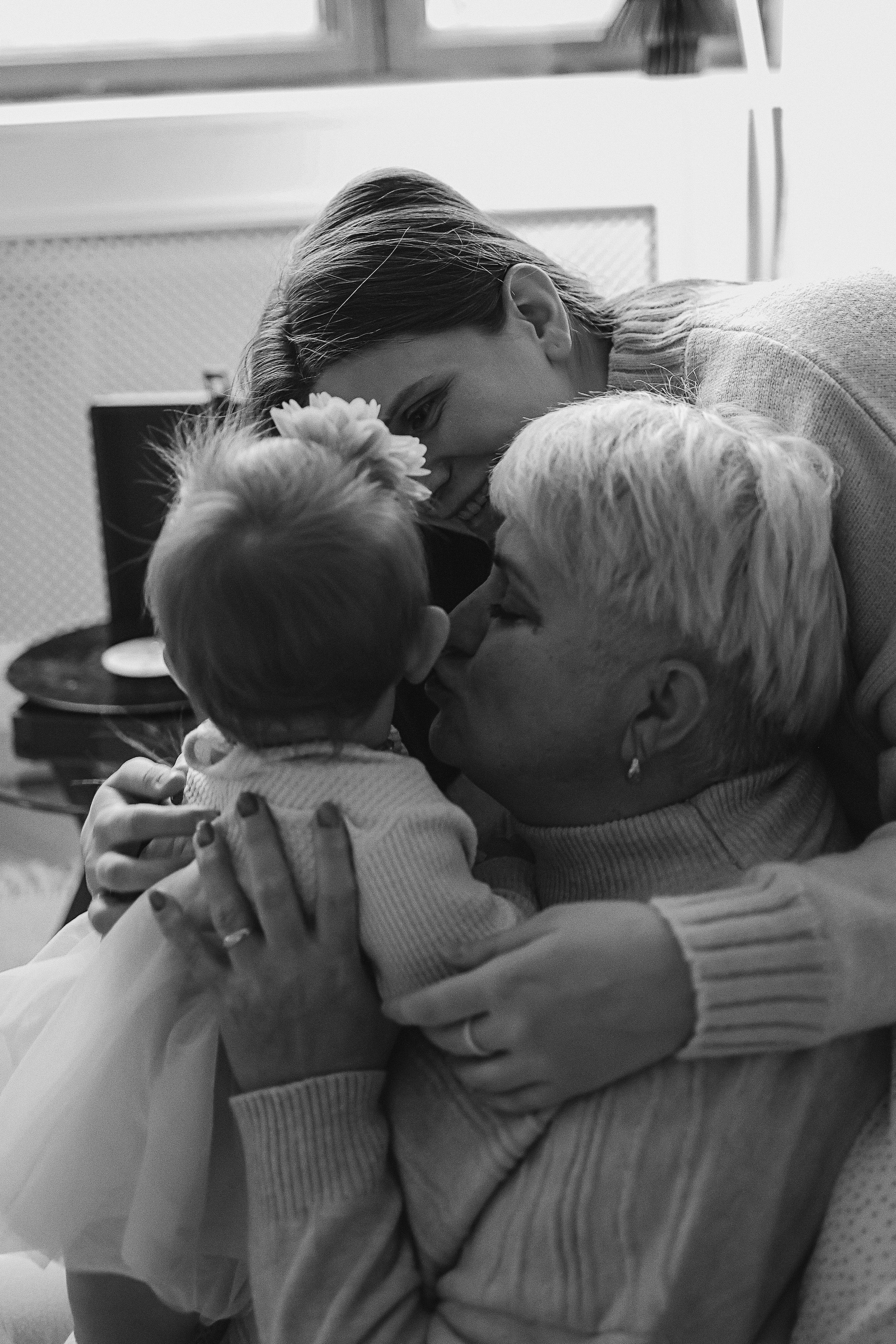 Квартира. Семейный фотограф Тюмень, фотограф на роды Салмина Мария