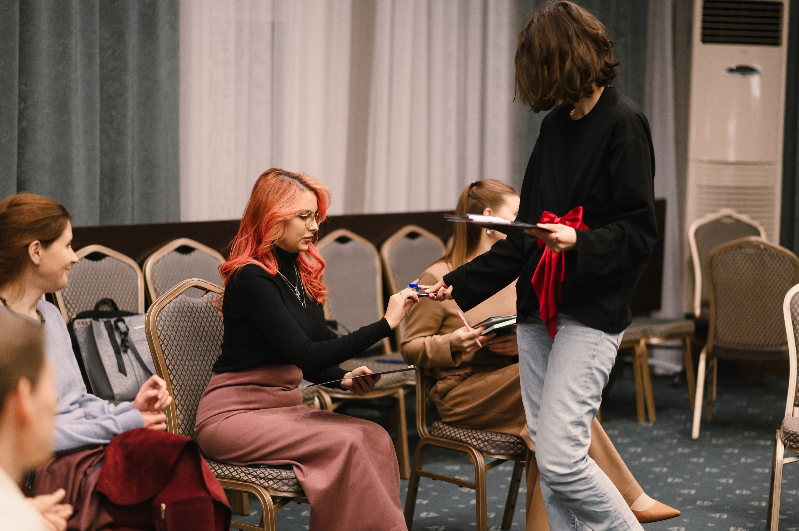 «Театр в квадрате». Клуб Читалка. Wedding and family photographer USA