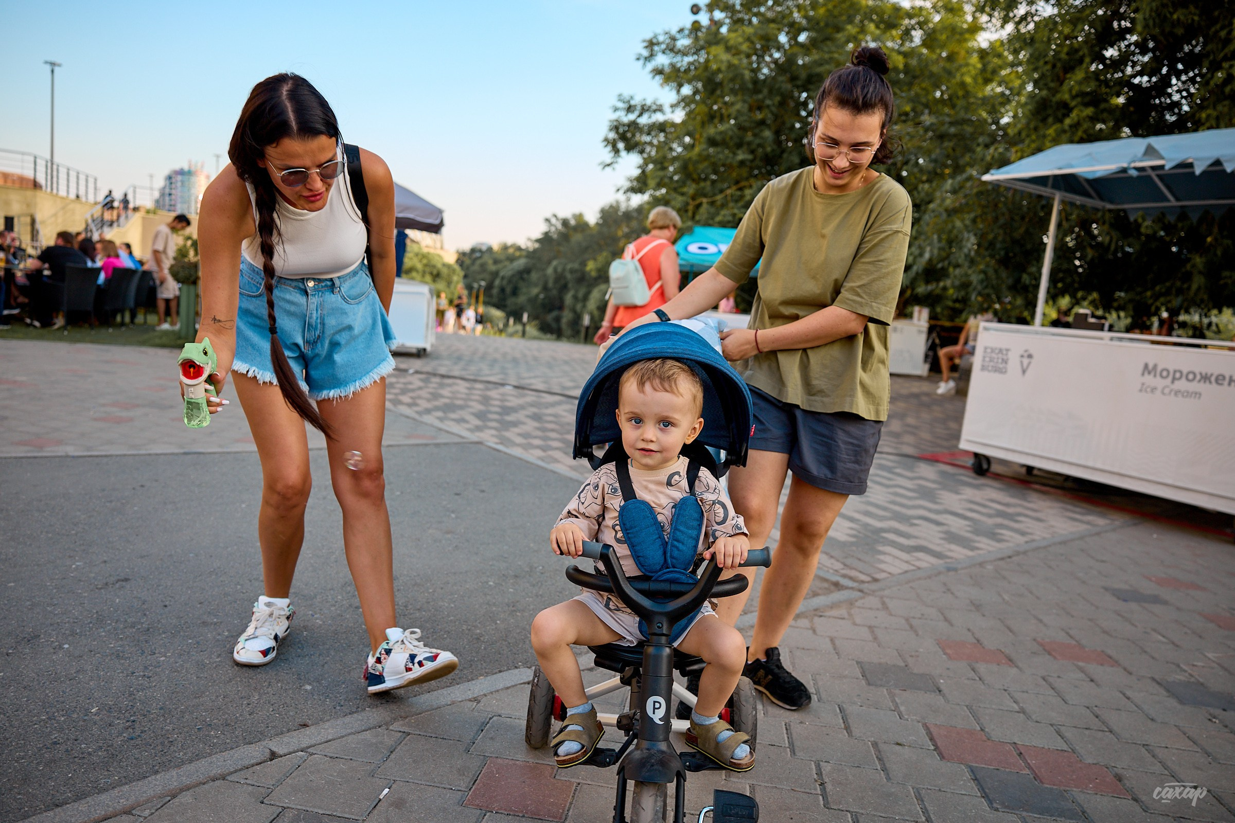 Фотопрогулка #3 от 03.07.2024. Профессиональный фотограф в Екатеринбурге Юра Сахар