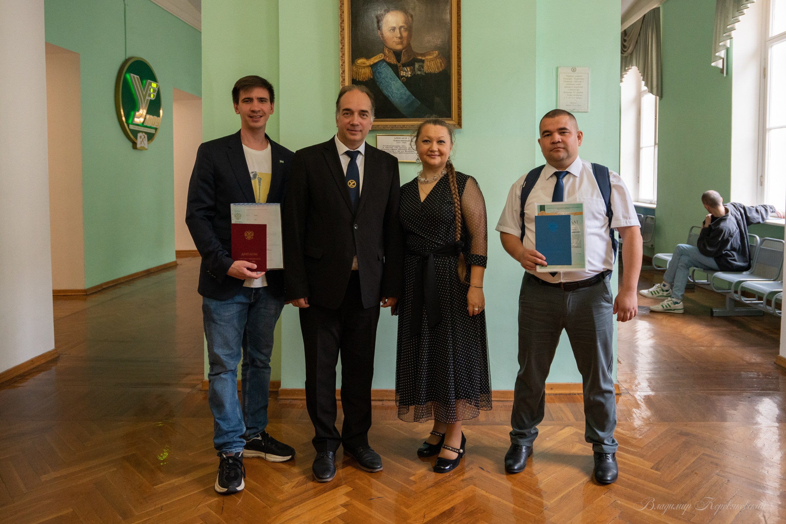 Вручение дипломов факультета УПЛ. Фотограф Владимир Коровяковский