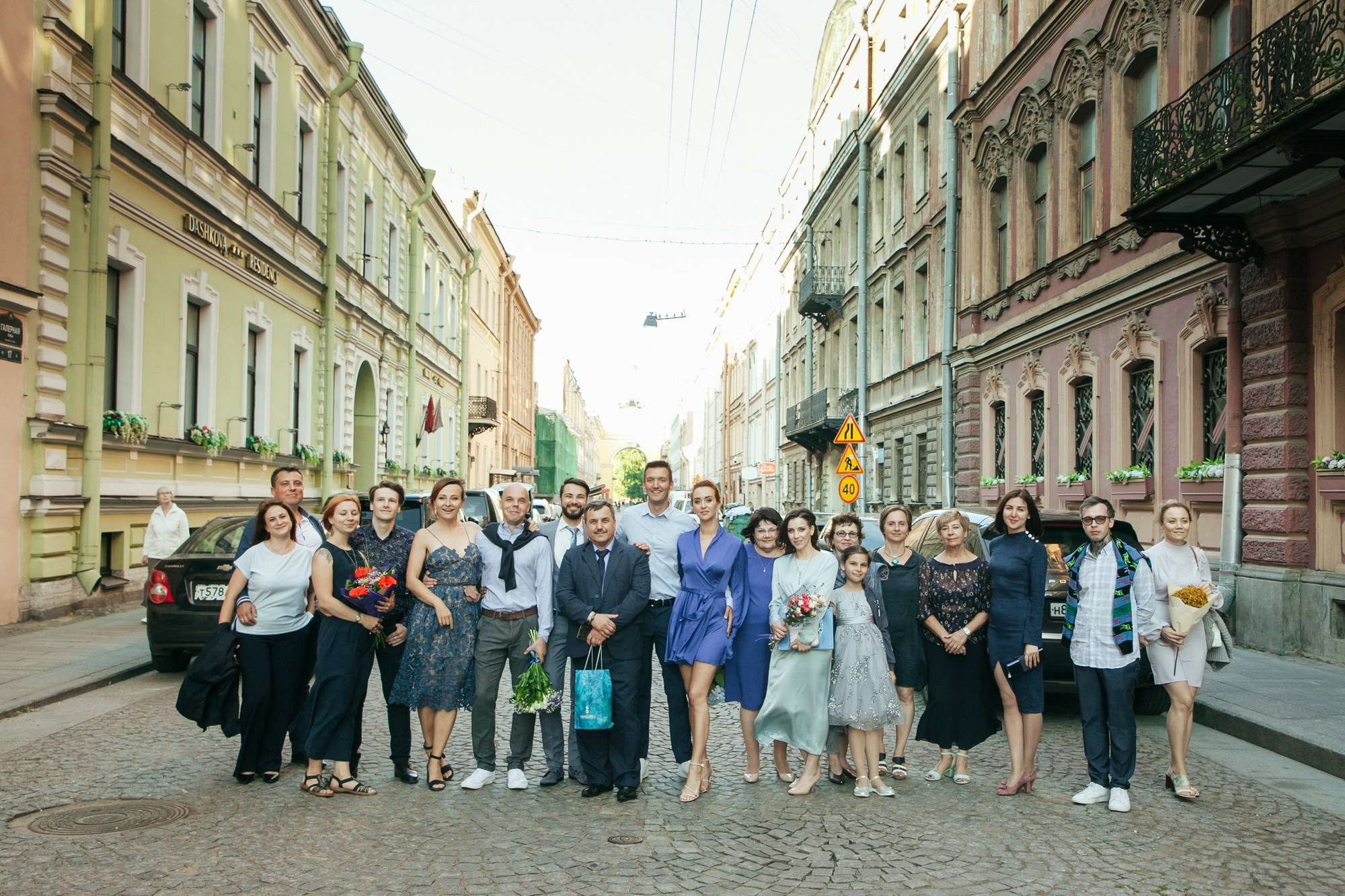 Ты мой космос, свадьба в СПБ. Фотограф крещение венчание в Петербурге! Помогает подобрать храм и посоветовал душевного батюшку в СПб
