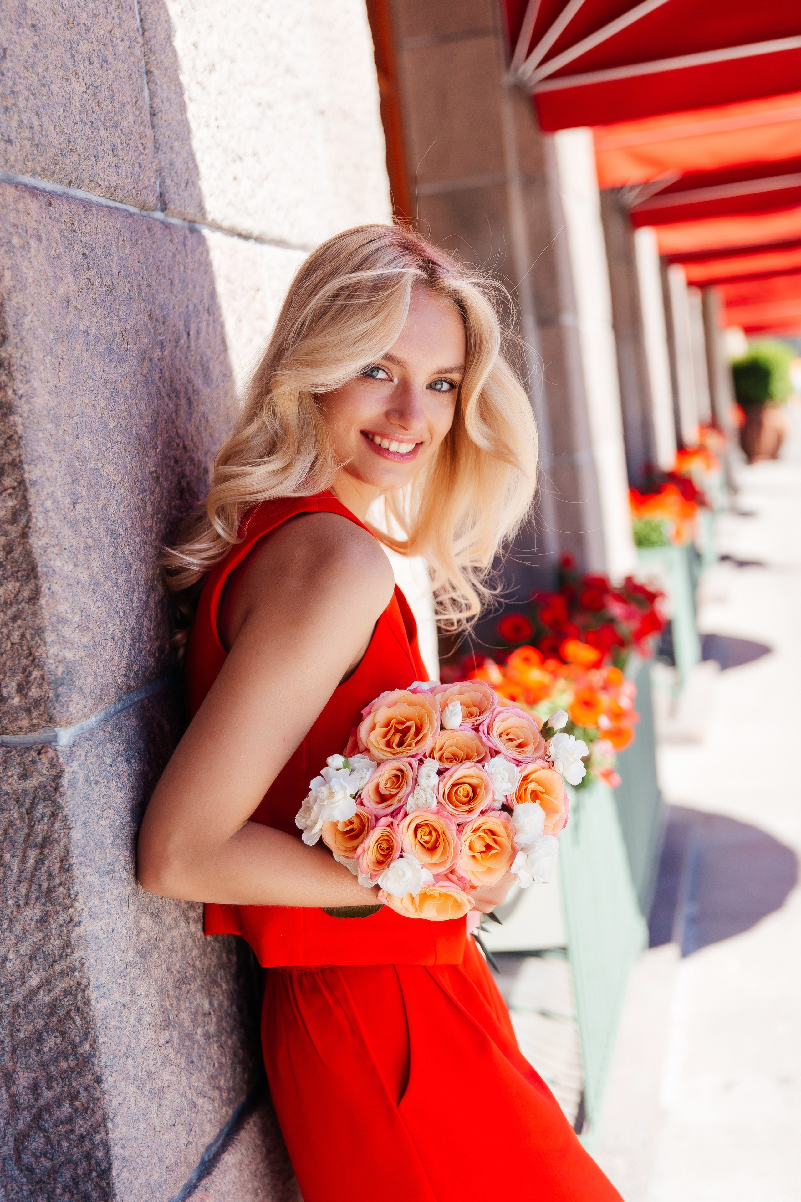 Фотопрогулки и фотосессии в Санкт-Петербурге. Фотограф в Санкт-Петербурге Юлия Ласкари