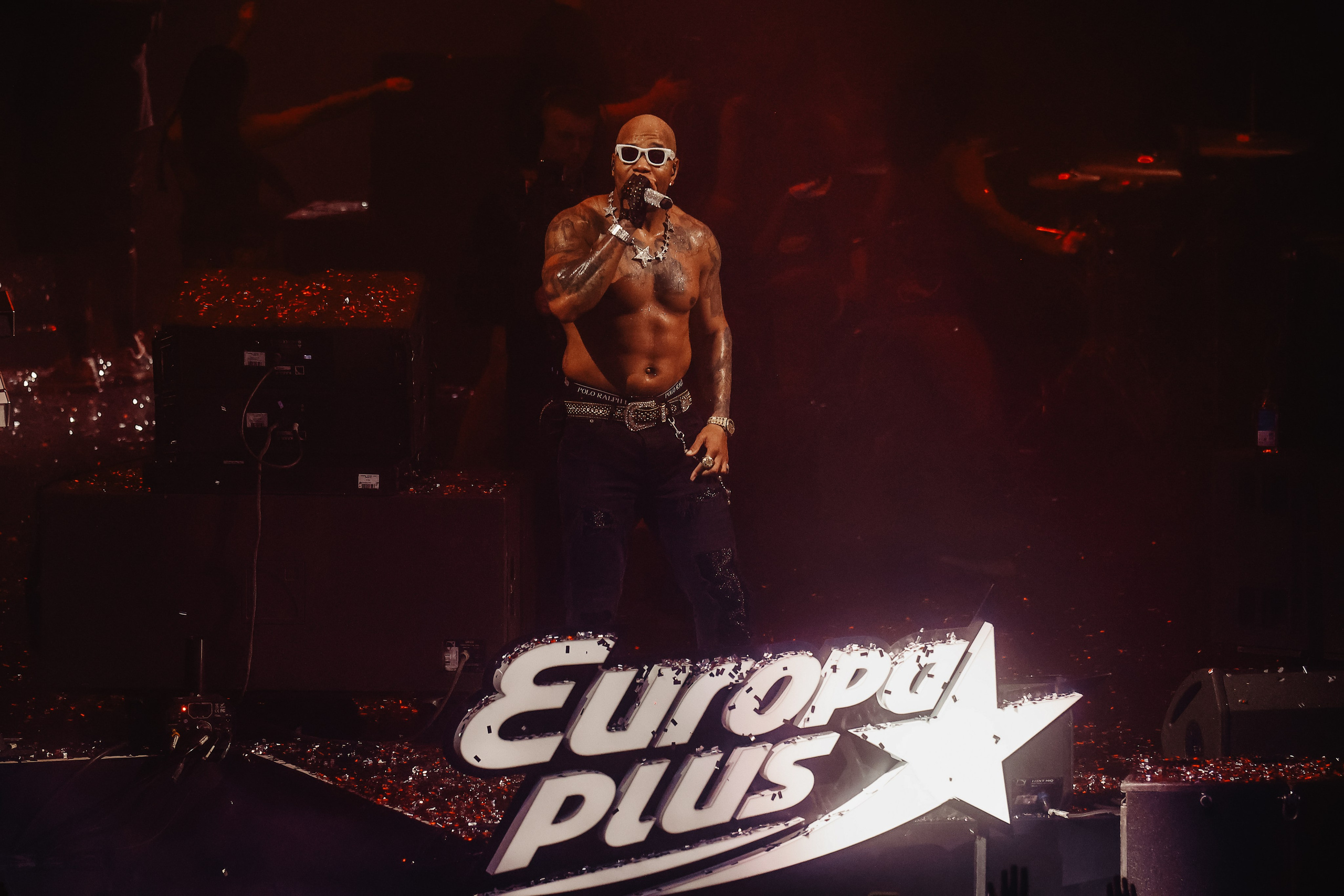 FLO RIDA. Nikophotoos