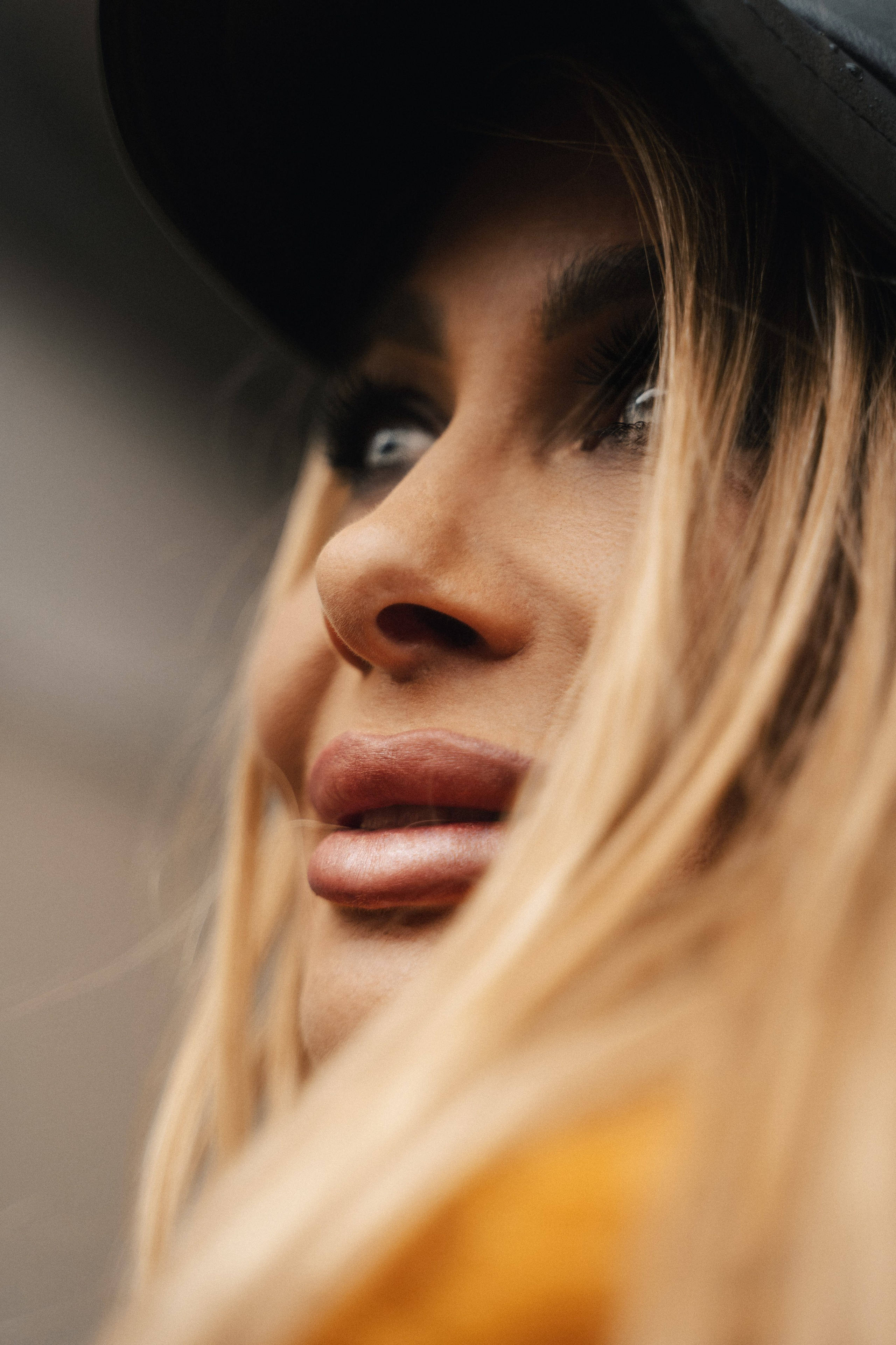 Светлана s t r e e t. Контент фотограф в Москве Кулич Настя