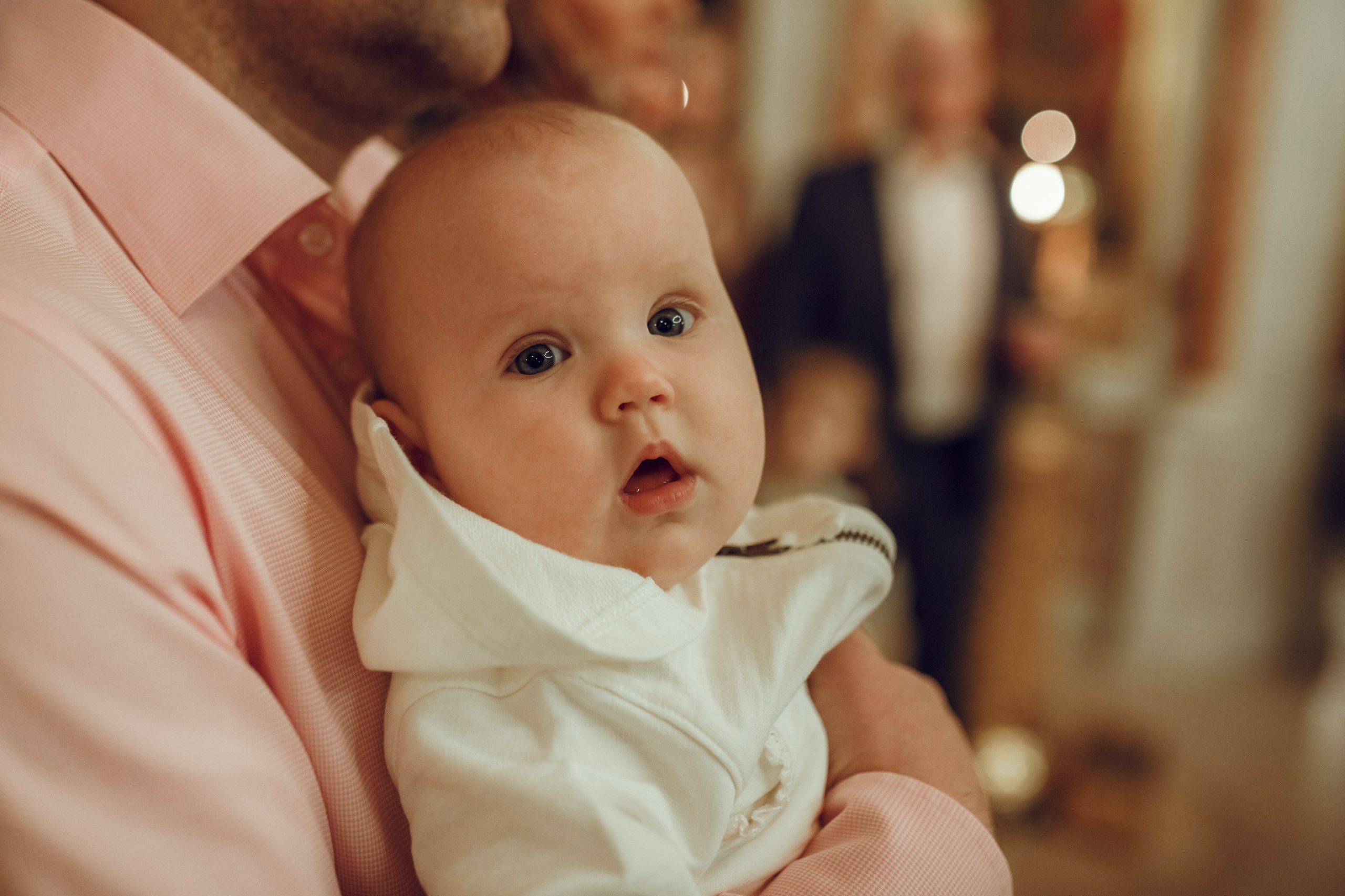 Крещение Виктории. Фотограф на Крещение, семейный фотограф в Москве