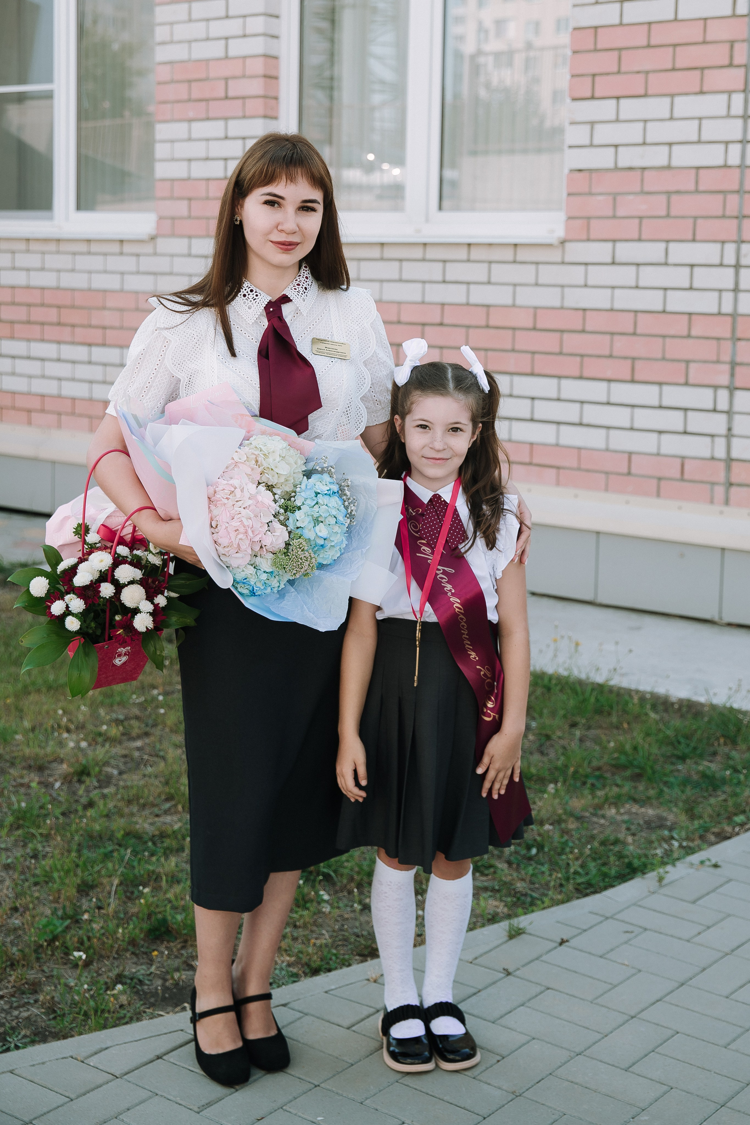 1 класс 11 школа. Выпускные альбомы Натальи Бутко: Новороссийск, Анапа, Геленджик