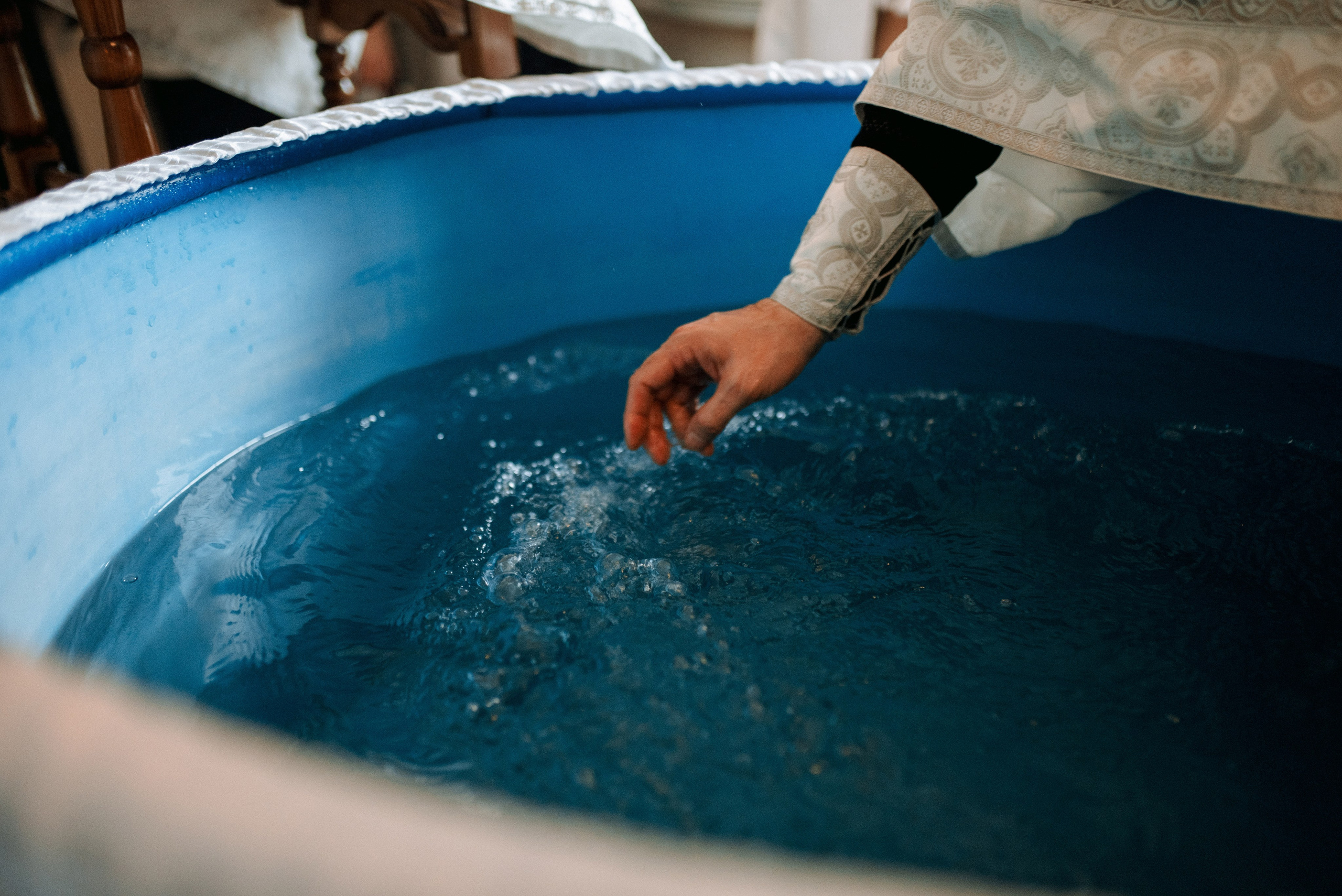 Крещение Даши и Алены. Семейный документальный фотограф в Волгограде Мариэта Додина