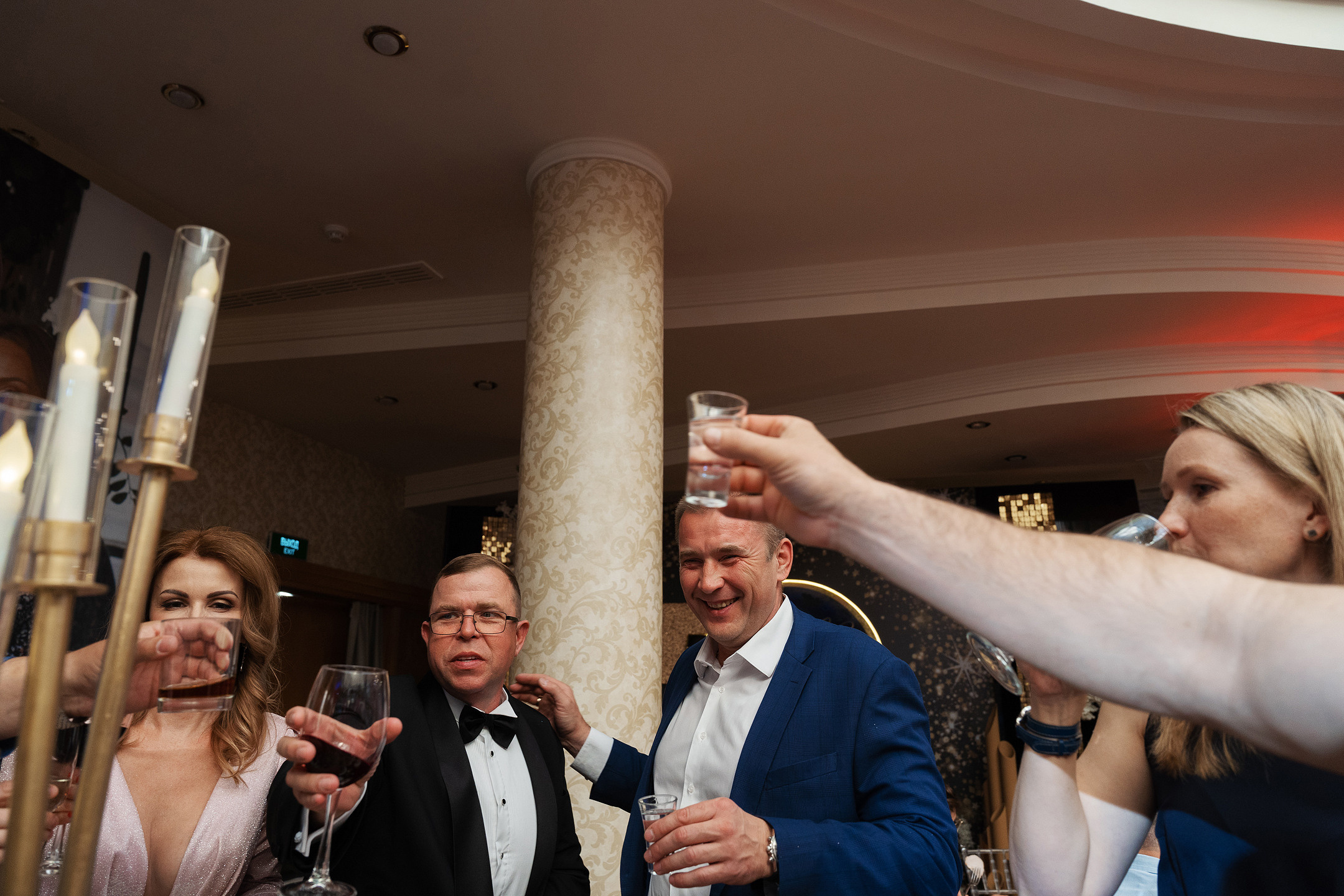 Празднование юбилее в банкетном зале отеля. Саша Потапкин Фотограф. Сочи, Екатеринбург, Москва