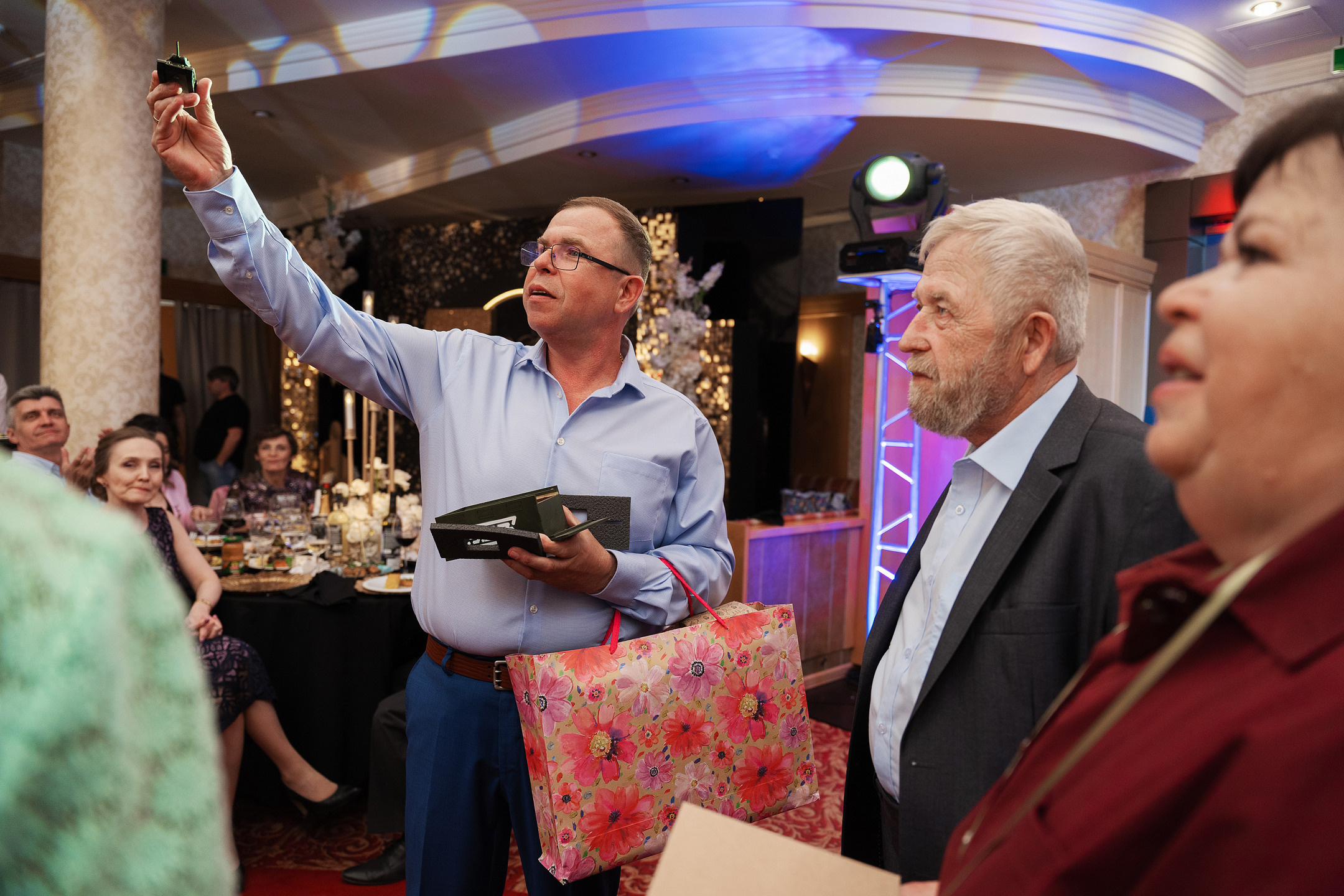 Празднование юбилее в банкетном зале отеля. Саша Потапкин Фотограф. Сочи, Екатеринбург, Москва