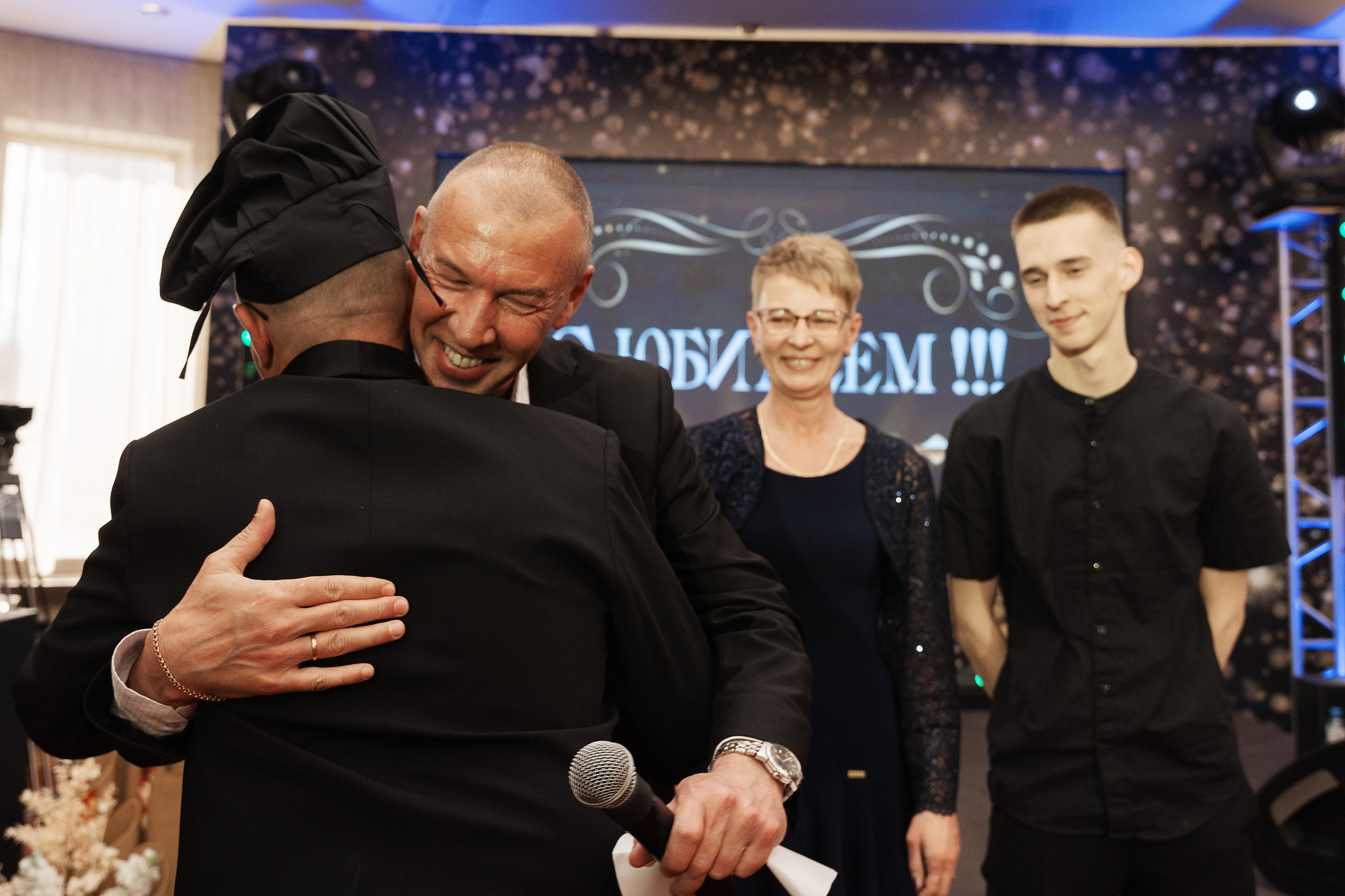 Празднование юбилее в банкетном зале отеля. Саша Потапкин Фотограф. Сочи, Екатеринбург, Москва