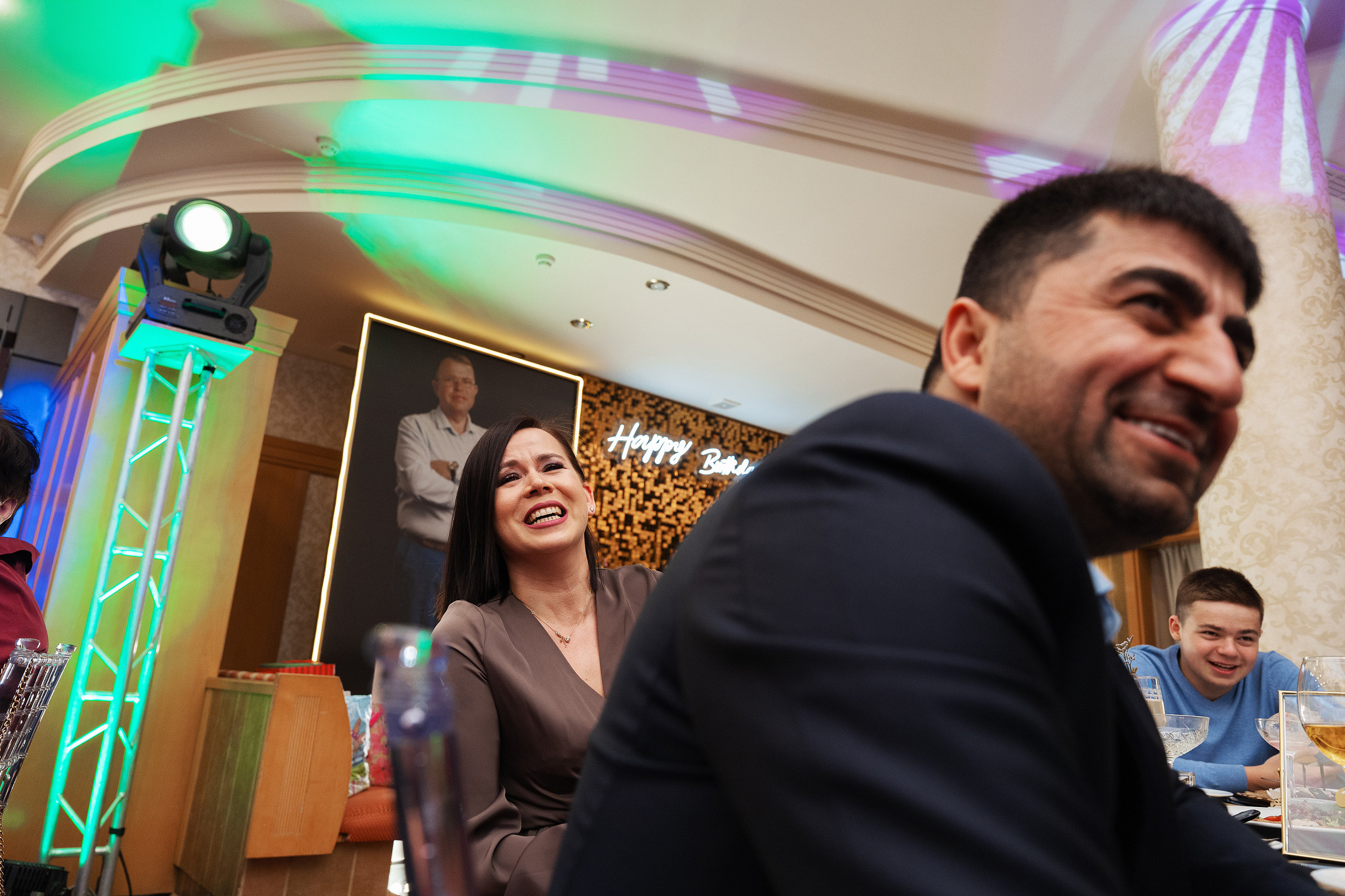 Празднование юбилее в банкетном зале отеля. Саша Потапкин Фотограф. Сочи, Екатеринбург, Москва