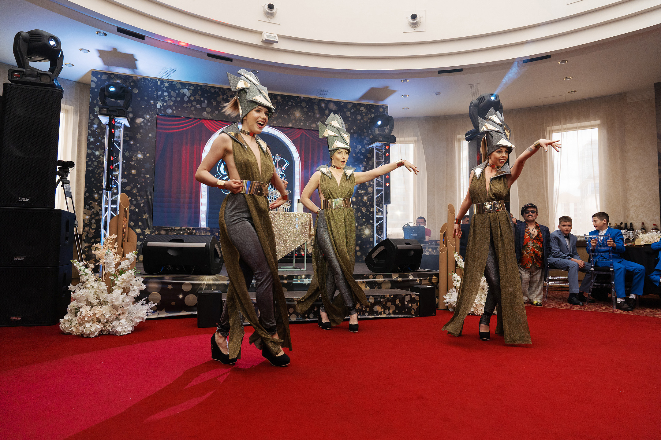 Празднование юбилее в банкетном зале отеля. Саша Потапкин Фотограф. Сочи, Екатеринбург, Москва