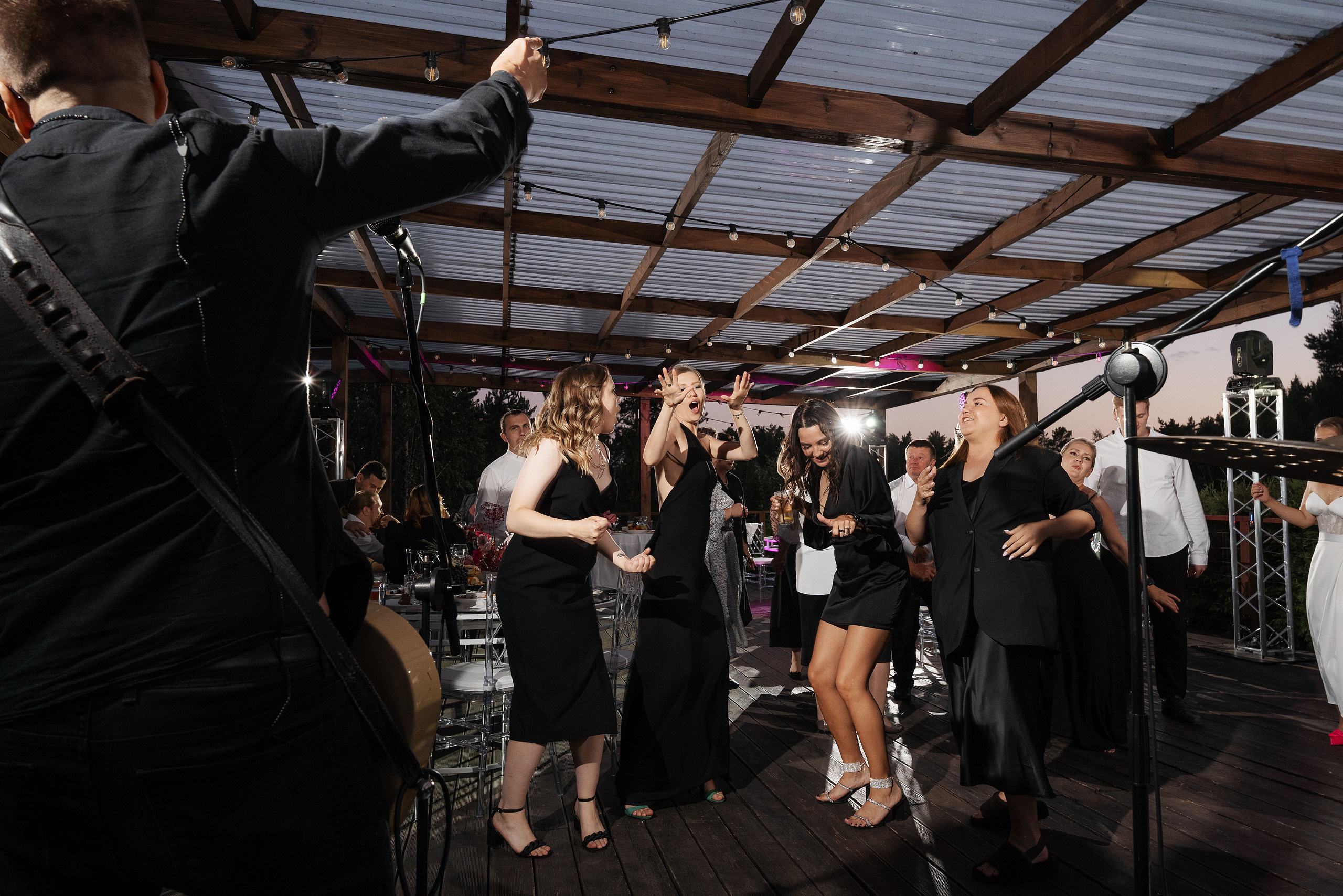 Летняя свадьба Вадима и Даши в загородном клубе SUN VODA. Саша Потапкин Фотограф. Сочи, Екатеринбург, Москва