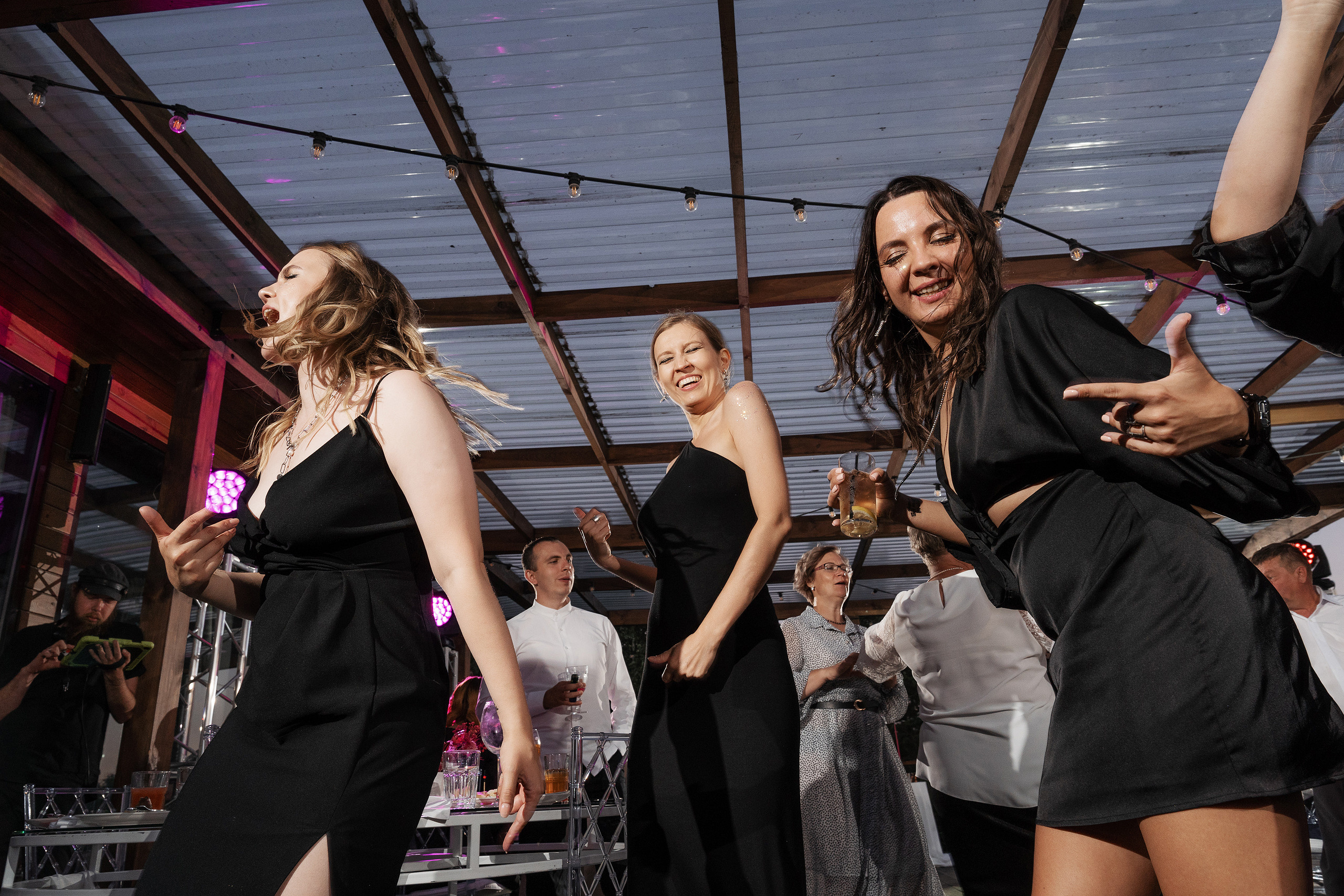 Летняя свадьба Вадима и Даши в загородном клубе SUN VODA. Саша Потапкин Фотограф. Сочи, Екатеринбург, Москва