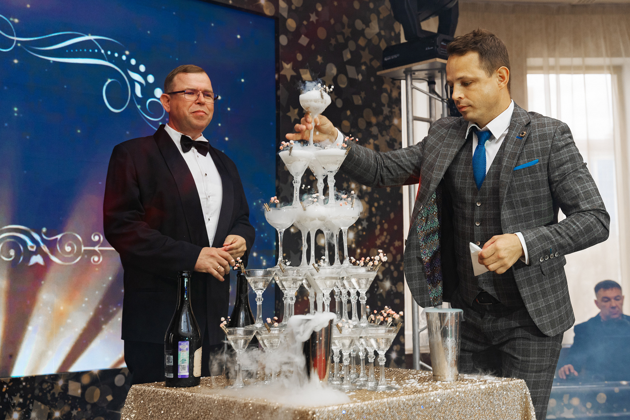 Празднование юбилее в банкетном зале отеля. Саша Потапкин Фотограф. Сочи, Екатеринбург, Москва