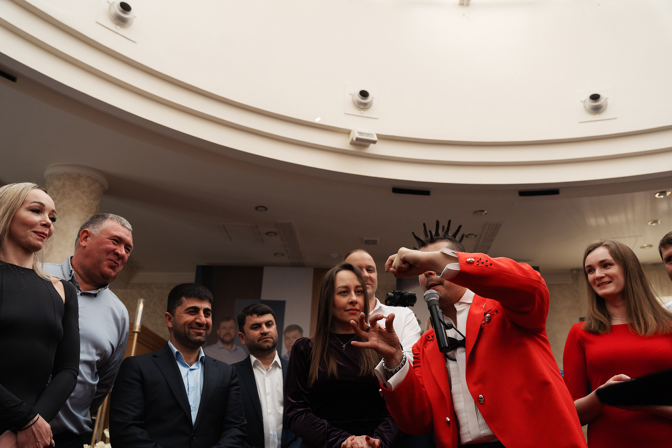 Празднование юбилее в банкетном зале отеля. Саша Потапкин Фотограф. Сочи, Екатеринбург, Москва