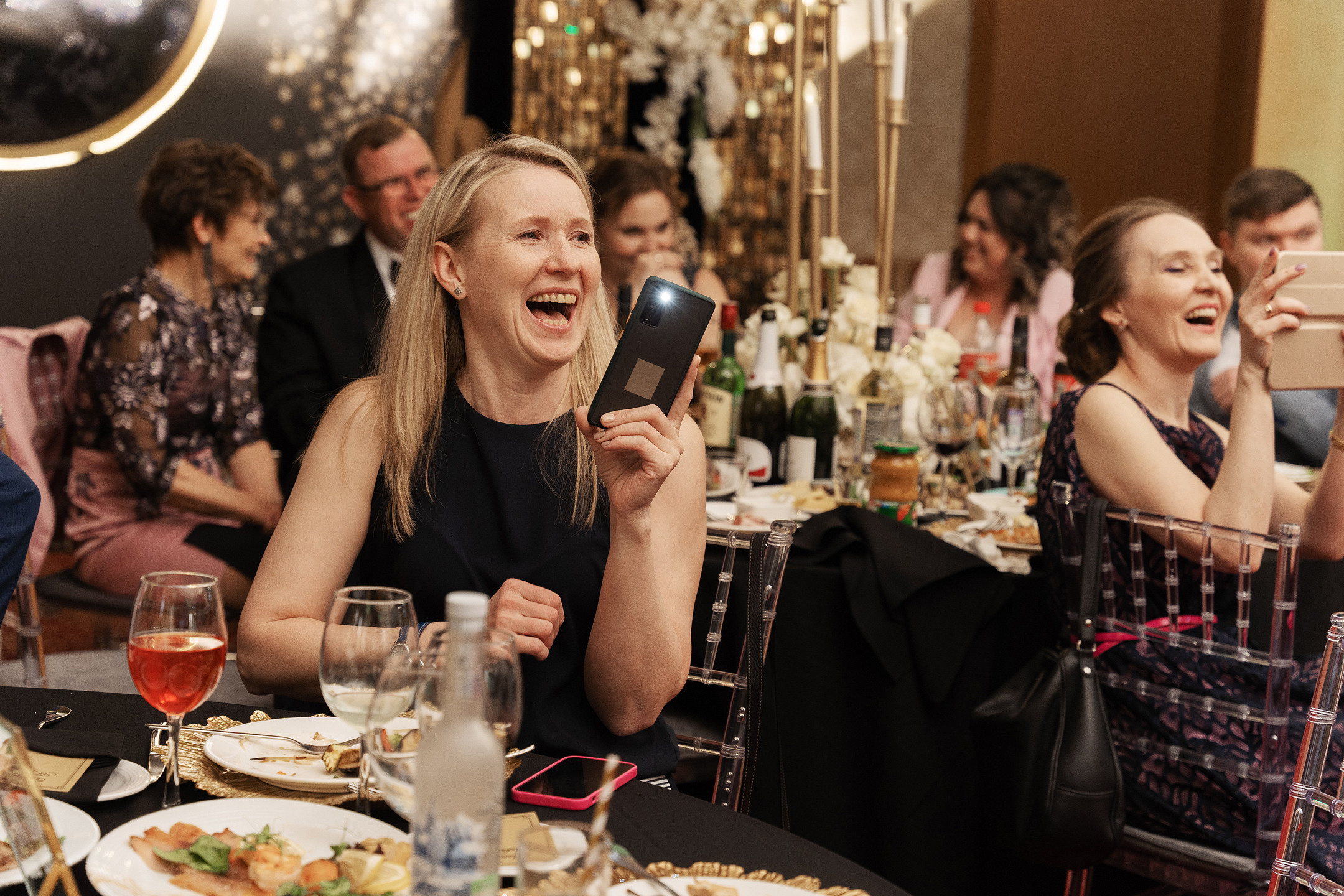 Празднование юбилее в банкетном зале отеля. Саша Потапкин Фотограф. Сочи, Екатеринбург, Москва