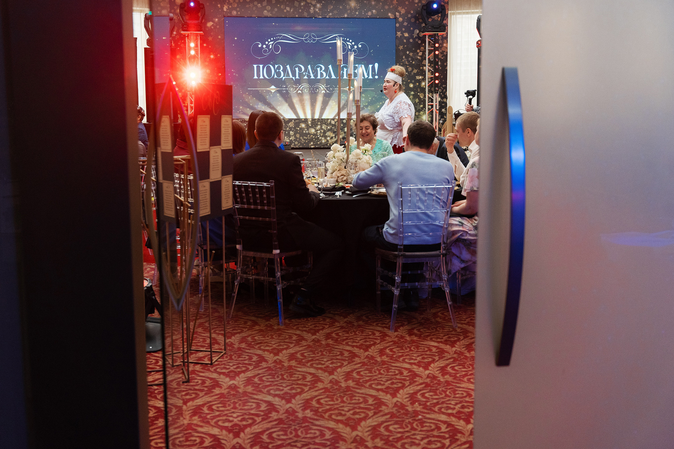 Празднование юбилее в банкетном зале отеля. Саша Потапкин Фотограф. Сочи, Екатеринбург, Москва