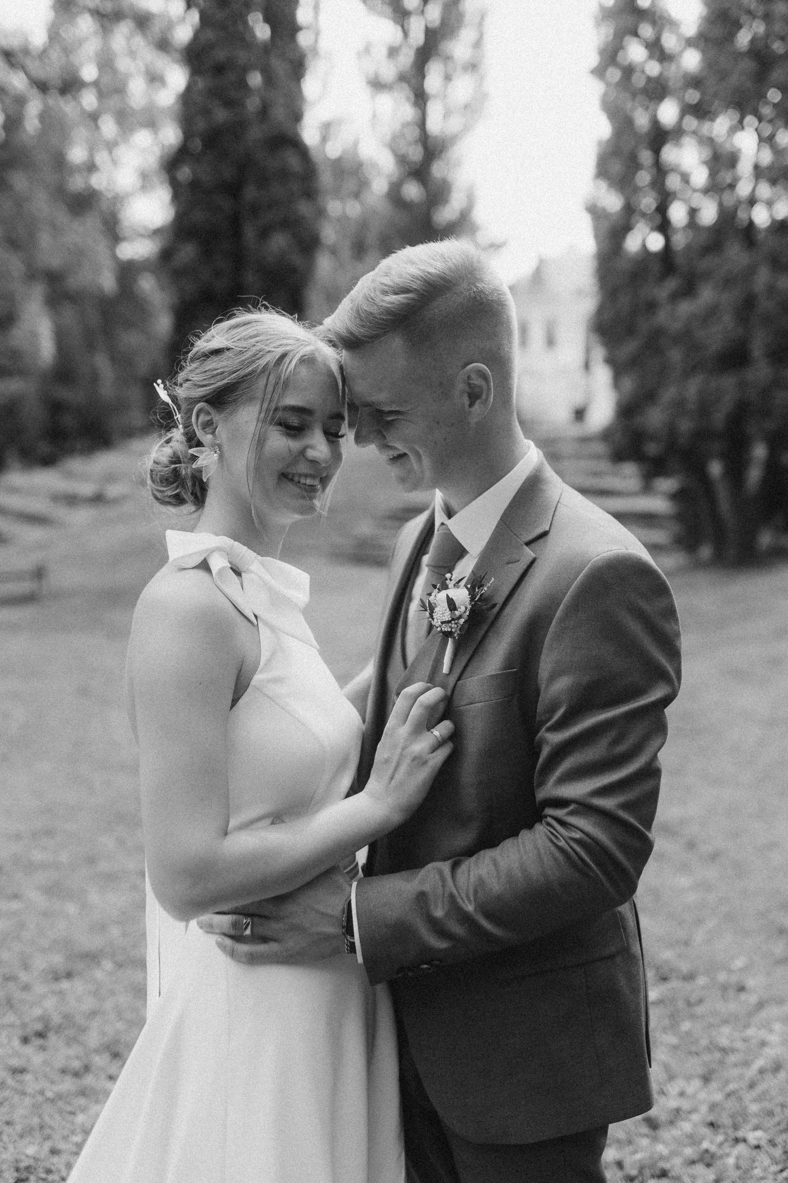 Свадебная фотосессия в Главном Ботаническом саду и в оранжерее. Свадебный фотограф в Москве Мария Крош