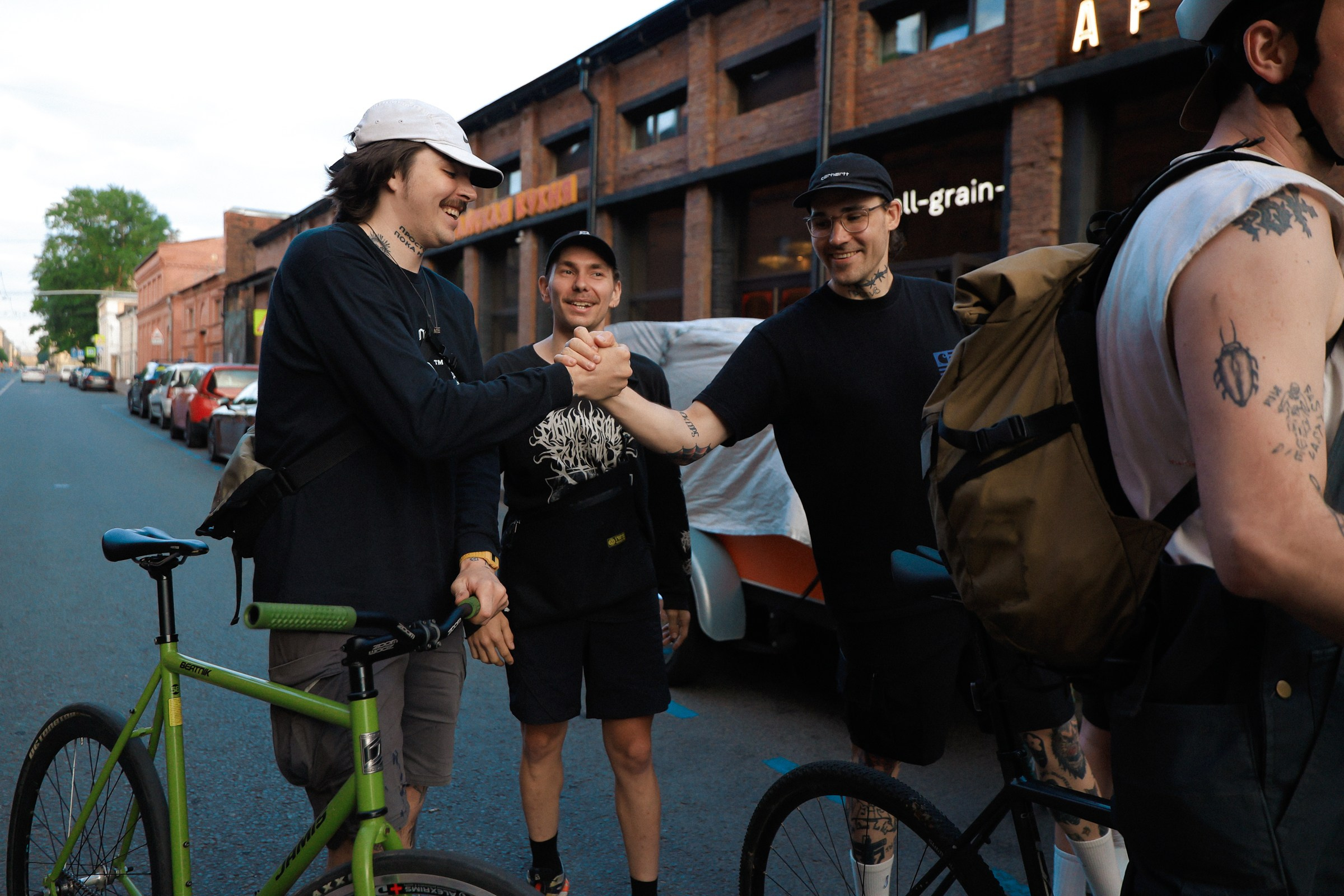 /РЕПОРТАЖ/ Открытие вело сезона VETER.CC SPB. 2024. Свадебный фотограф Великий Новгород Станислав Кособудский