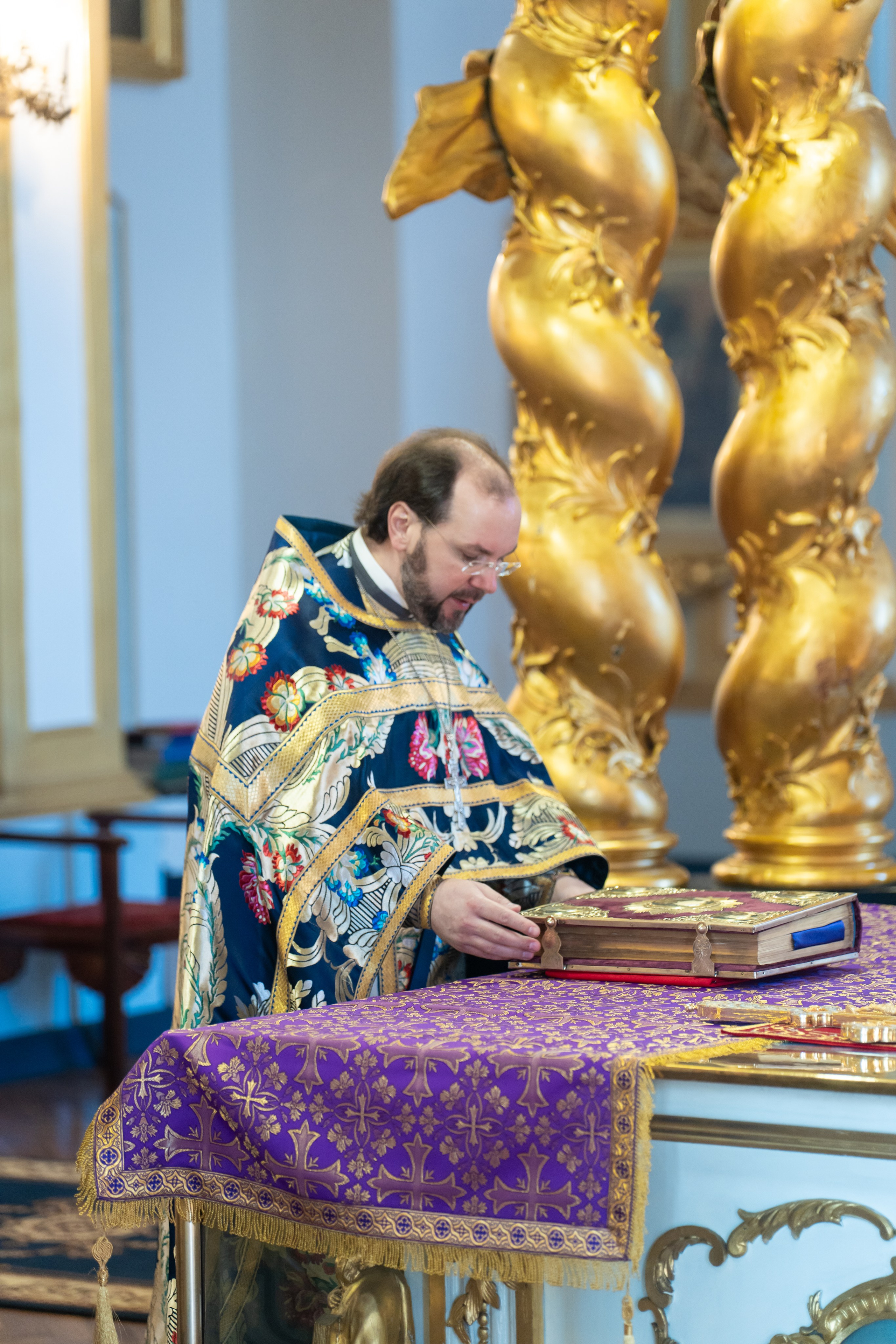 Неделя 4-я Великого поста, прп. Иоанна Лествичника. Святых сорока мучеников, в Севастийском озере мучившихся. НИКОЛО-БОГОЯВЛЕНСКИЙ МОРСКОЙ СОБОР