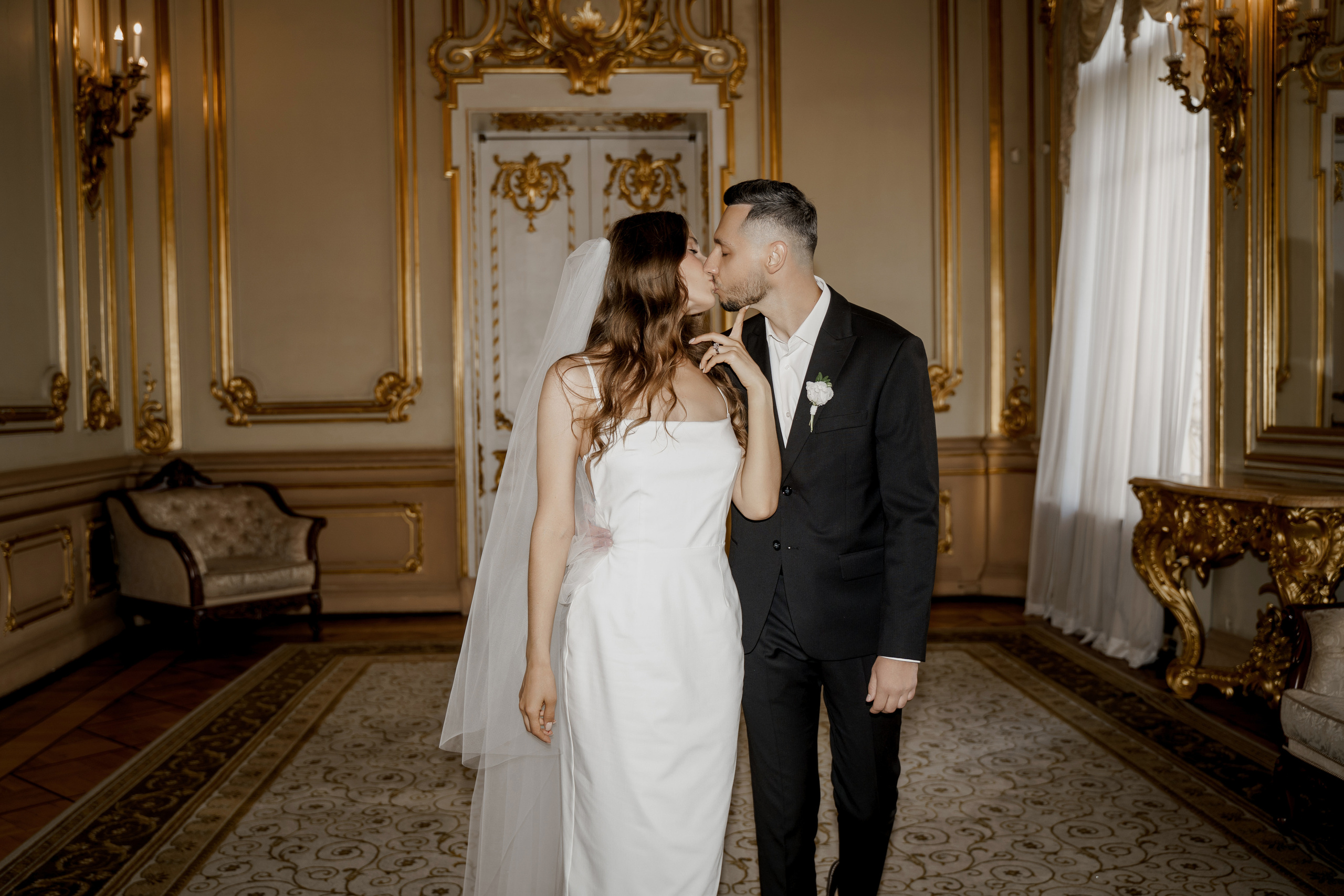 Мария Кирилл. Камерная свадьба в ресторане русской кухни. Свадебный фотограф организатор в Санкт-Петербурге Ассоль Опарина