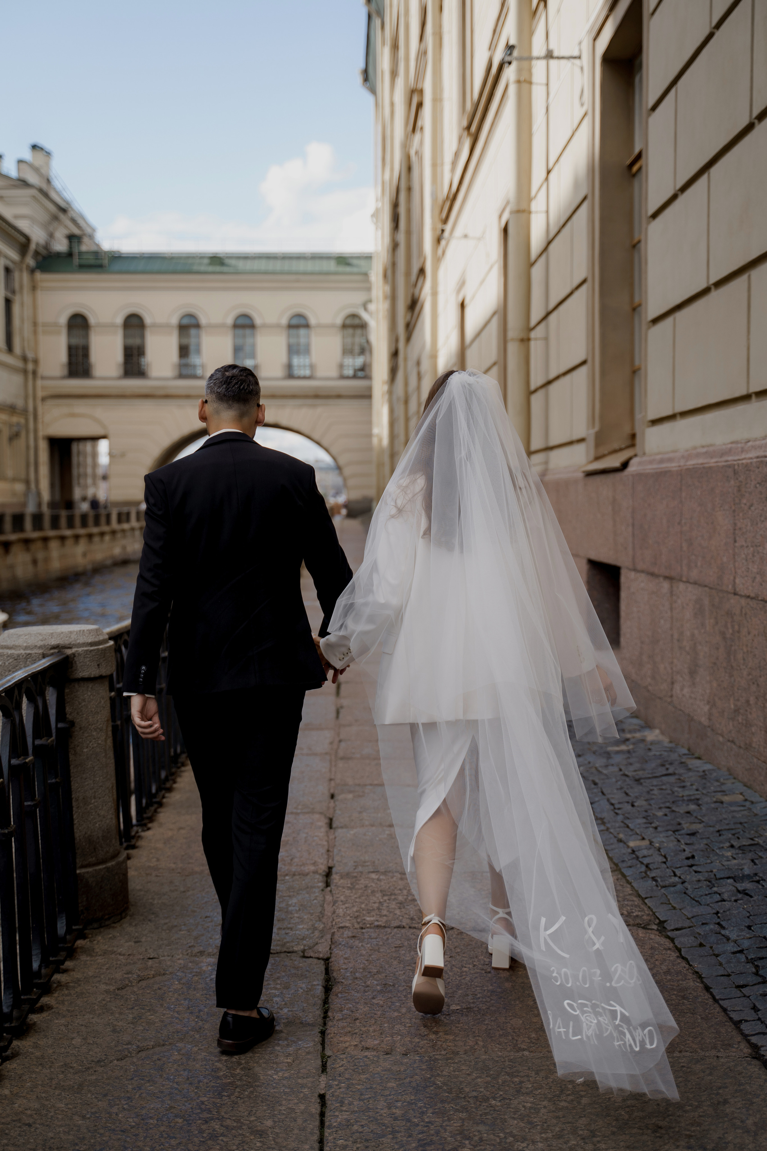 Мария Кирилл. Камерная свадьба в ресторане русской кухни. Свадебный фотограф организатор в Санкт-Петербурге Ассоль Опарина