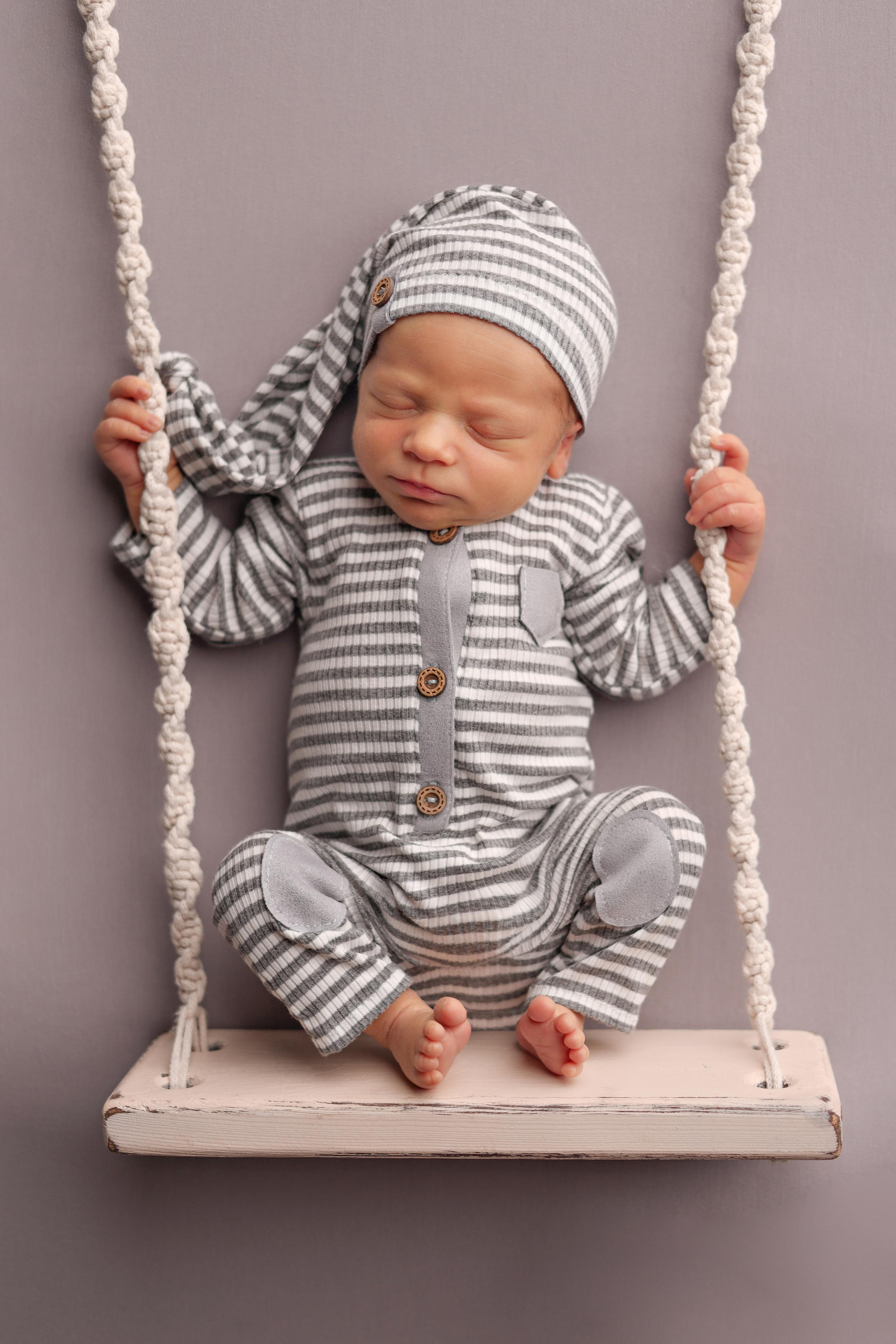 Ньюборн съемка Демида. Фотограф новорожденных Москва. Ньюборн фотограф Москва