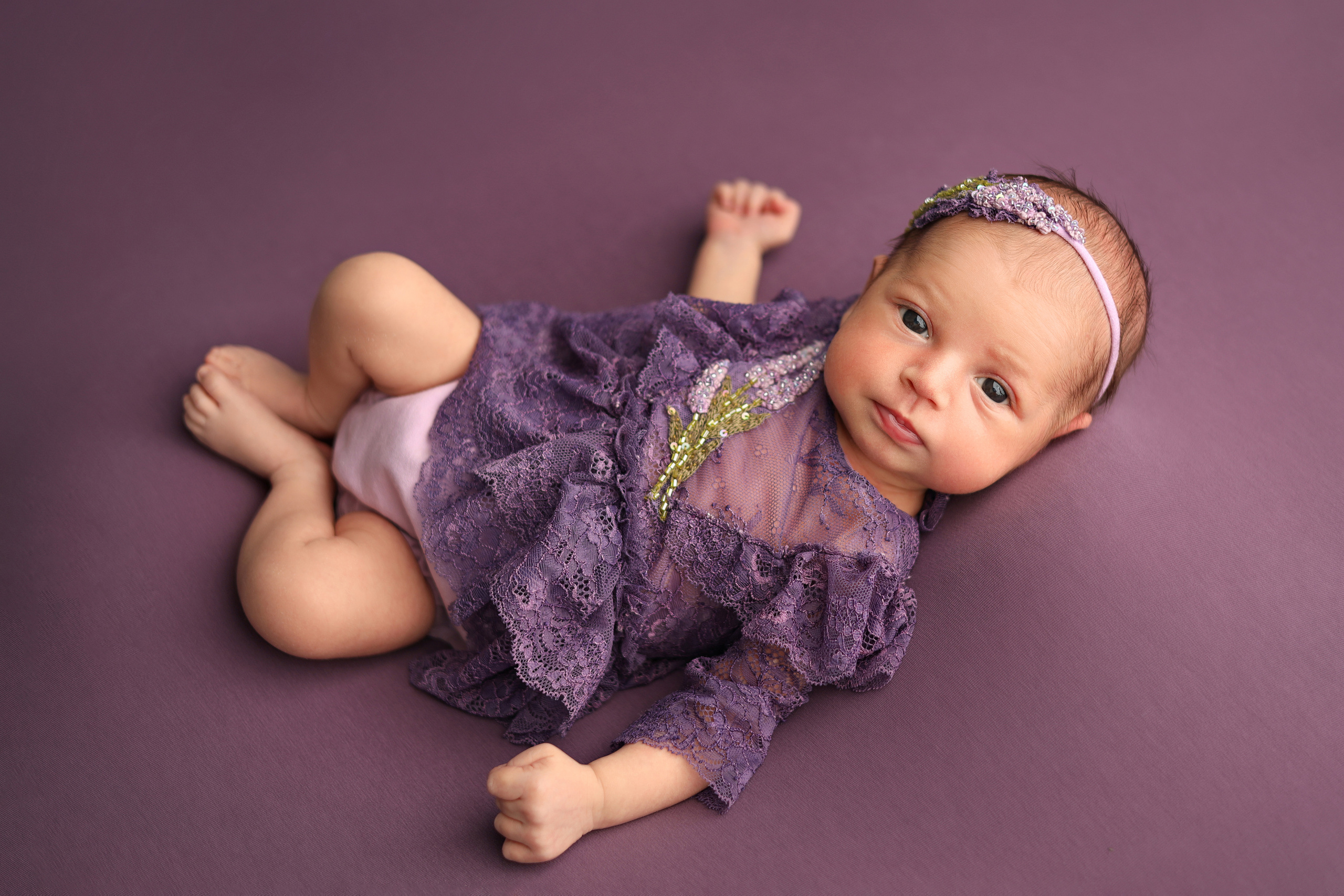 Ньюборн фотосъемка Эмилии. Фотограф новорожденных Москва. Ньюборн фотограф Москва