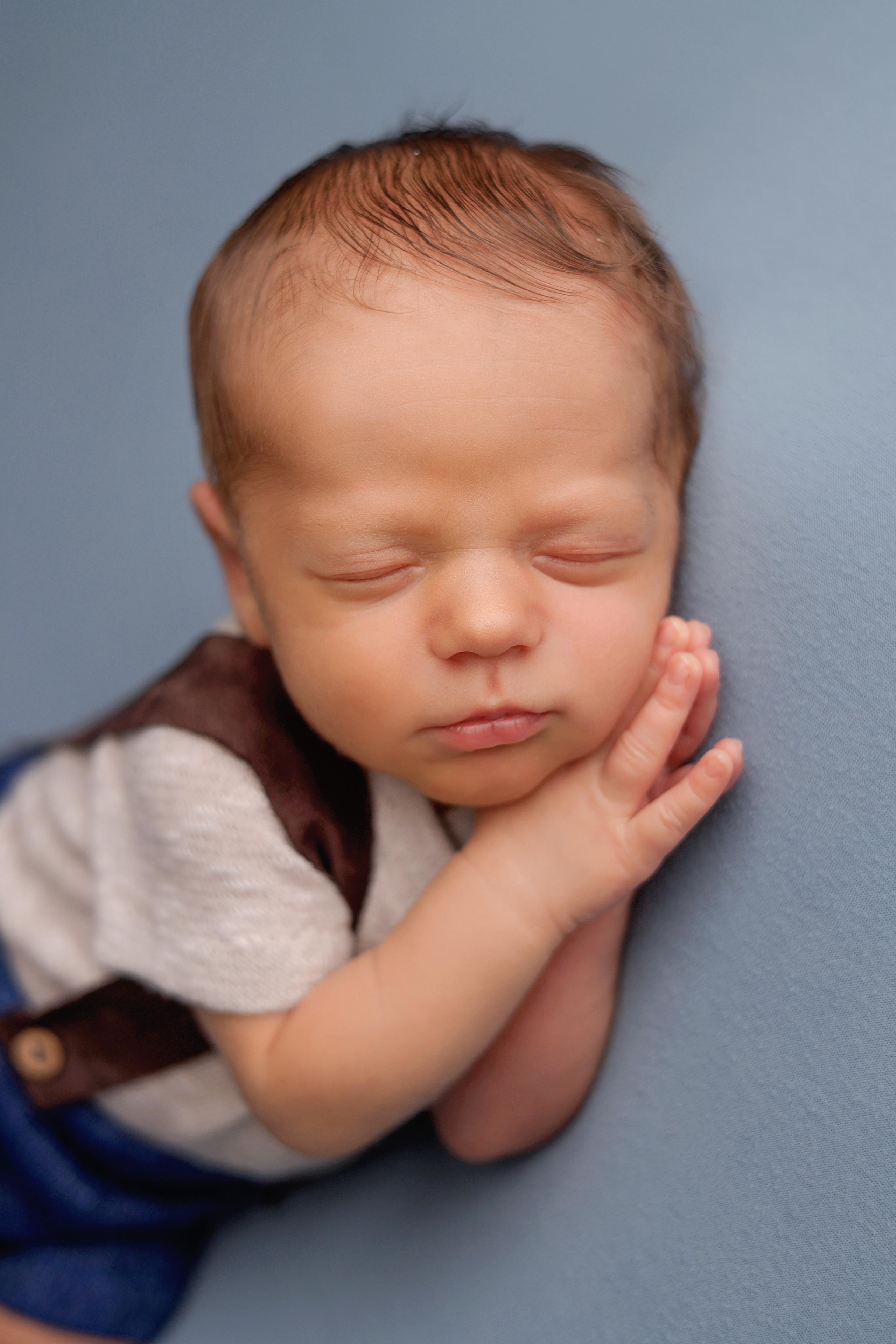 Ньюборн съемка Демида. Фотограф новорожденных Москва. Ньюборн фотограф Москва