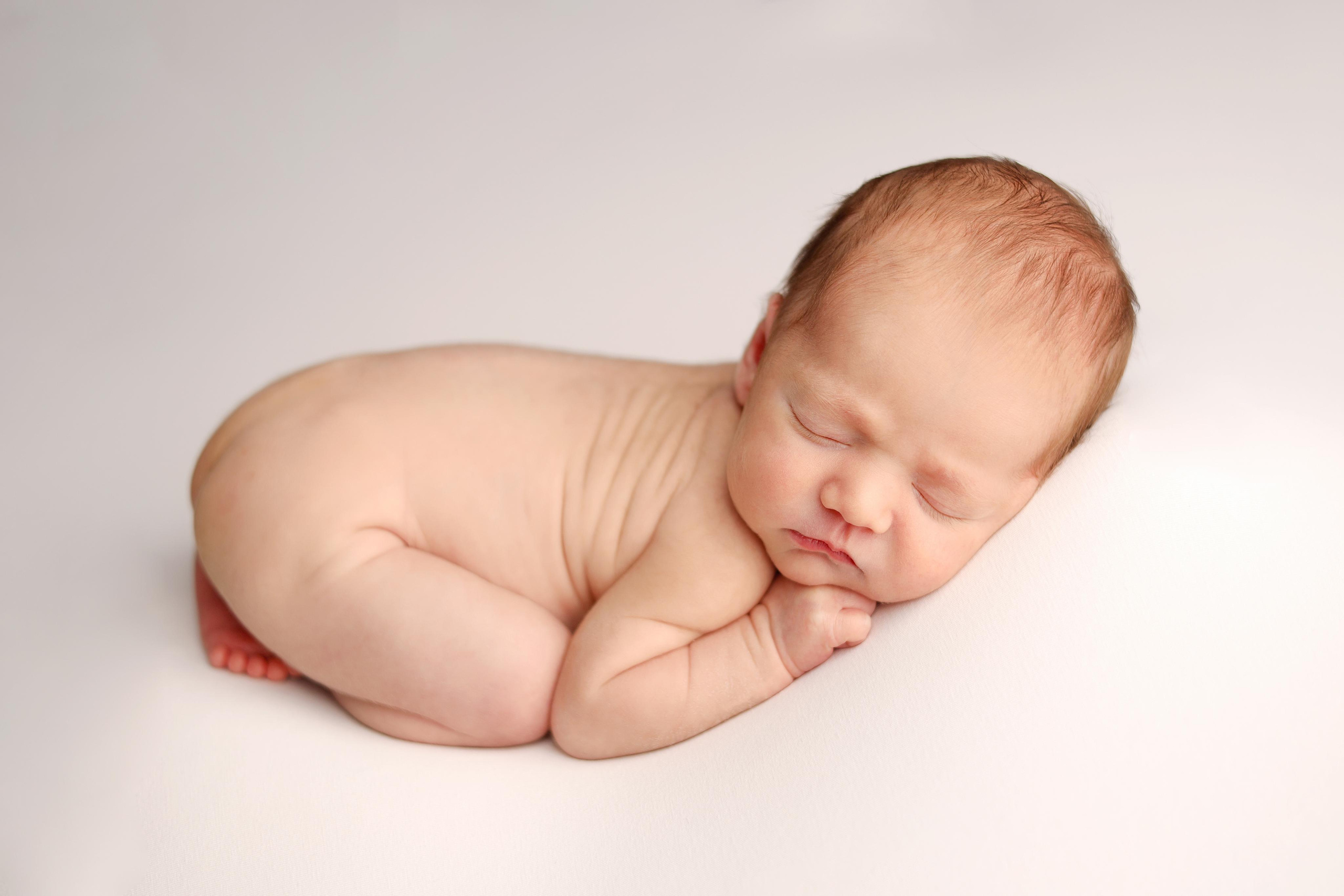 Ньюборн съемка малыша Алана. Фотограф новорожденных Москва. Ньюборн фотограф Москва