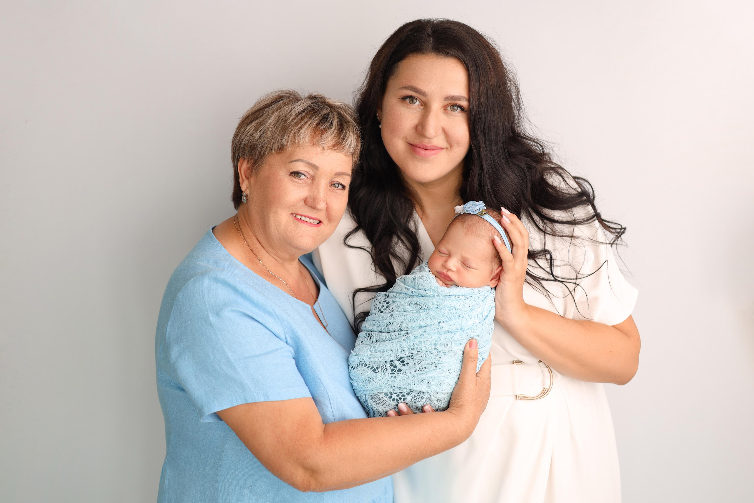 Ньюборн фотосъемка Эмилии. Фотограф новорожденных Москва. Ньюборн фотограф Москва