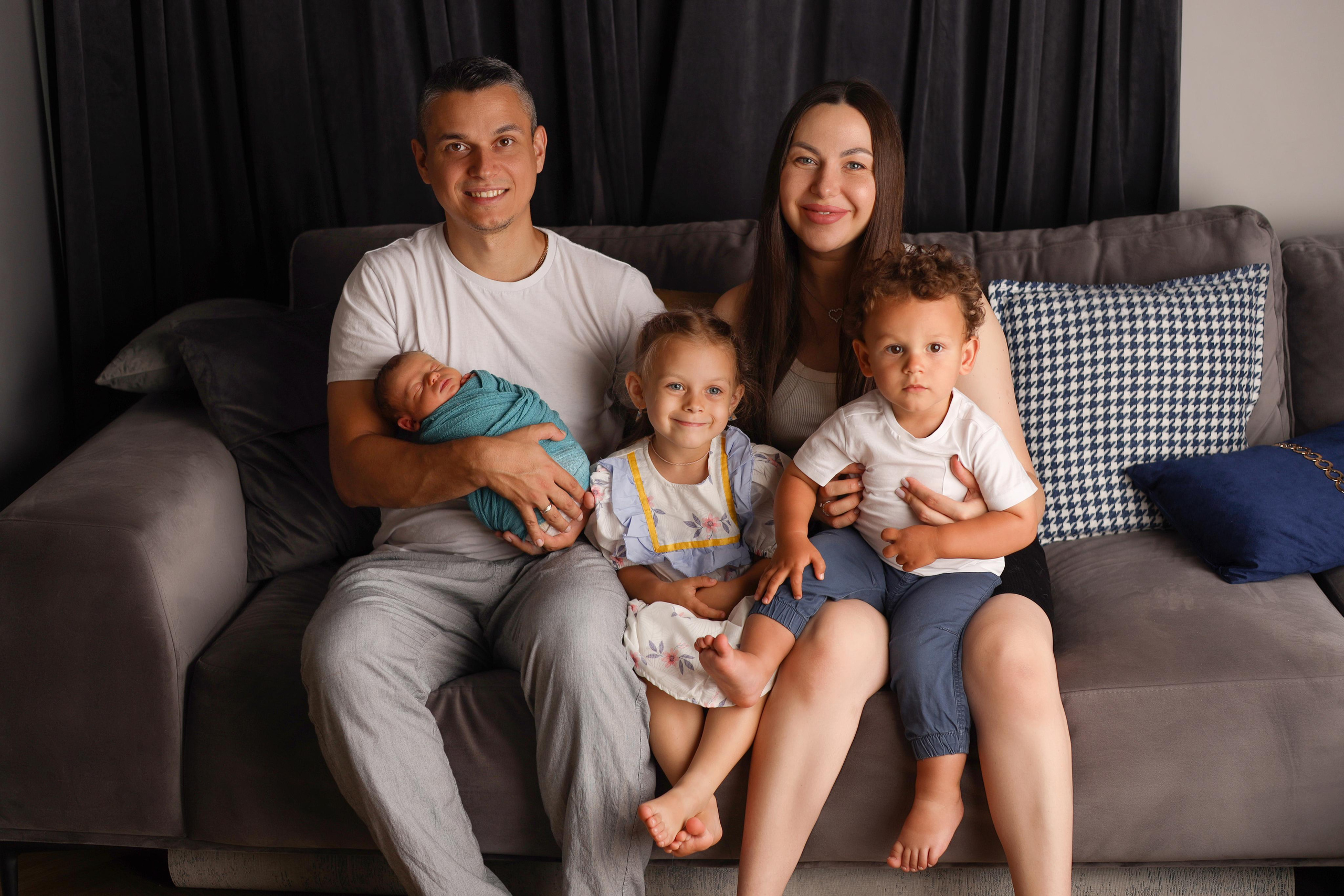 Ньюборн съемка Демида. Фотограф новорожденных Москва. Ньюборн фотограф Москва