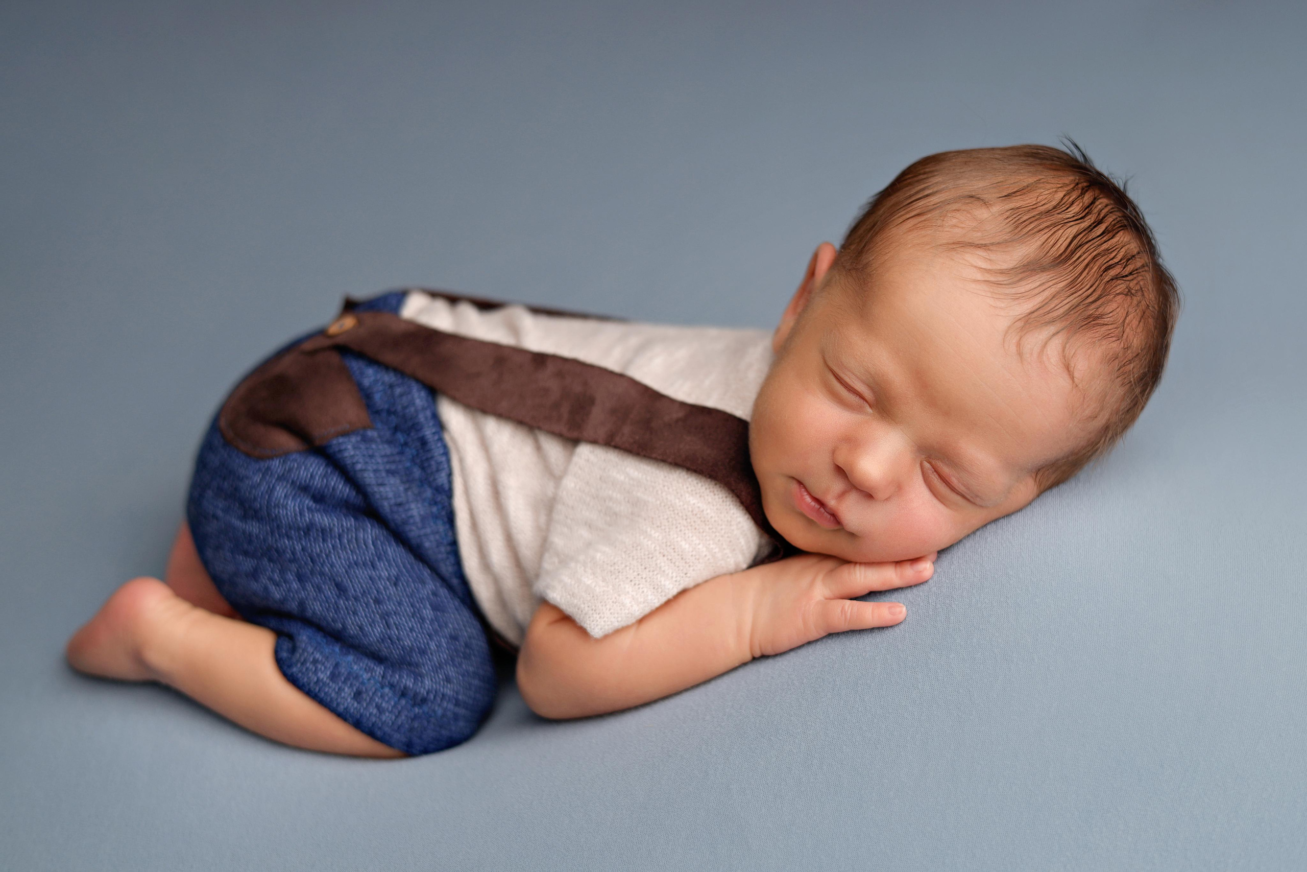 Ньюборн съемка Демида. Фотограф новорожденных Москва. Ньюборн фотограф Москва