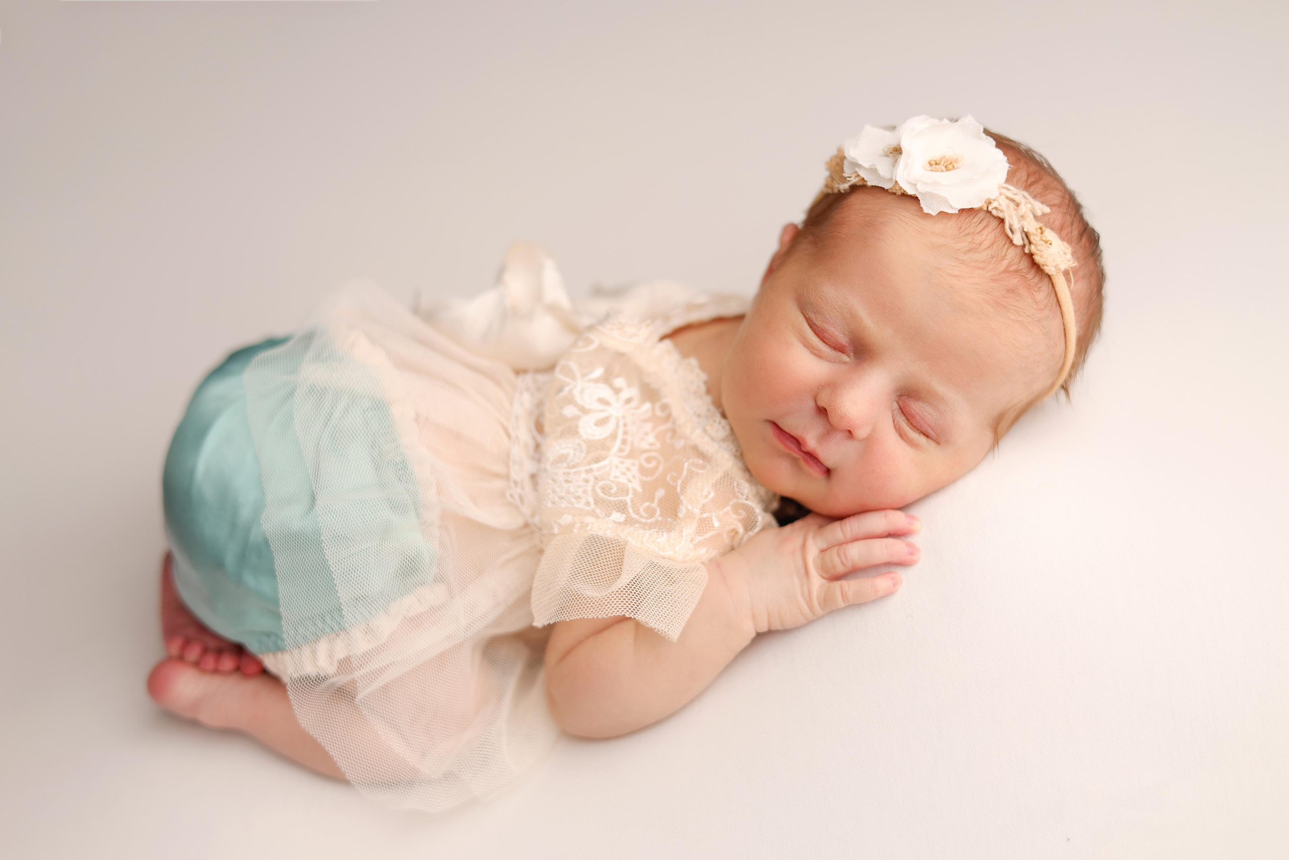 Ньюборн съемка малышки Таисии. Фотограф новорожденных Москва. Ньюборн фотограф Москва