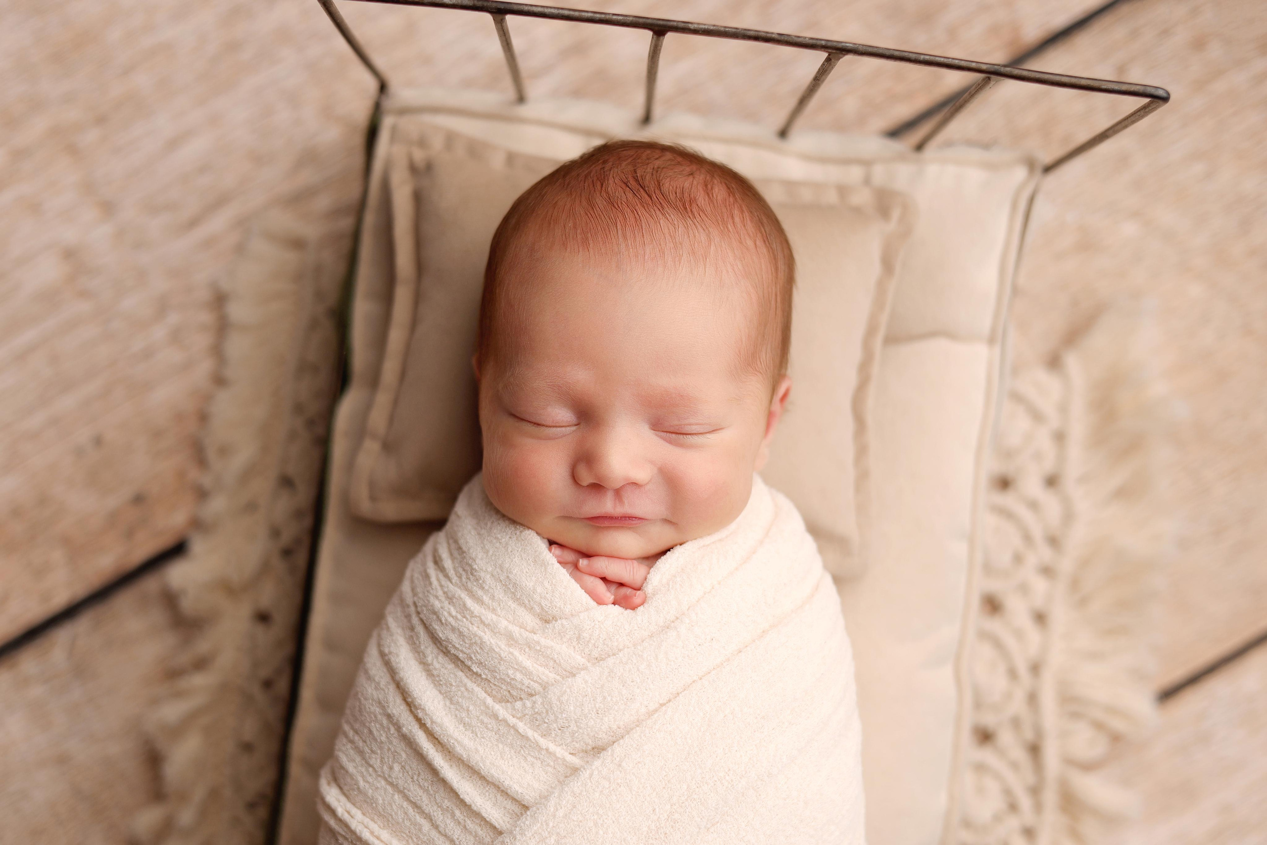 Ньюборн съемка малыша Алана. Фотограф новорожденных Москва. Ньюборн фотограф Москва