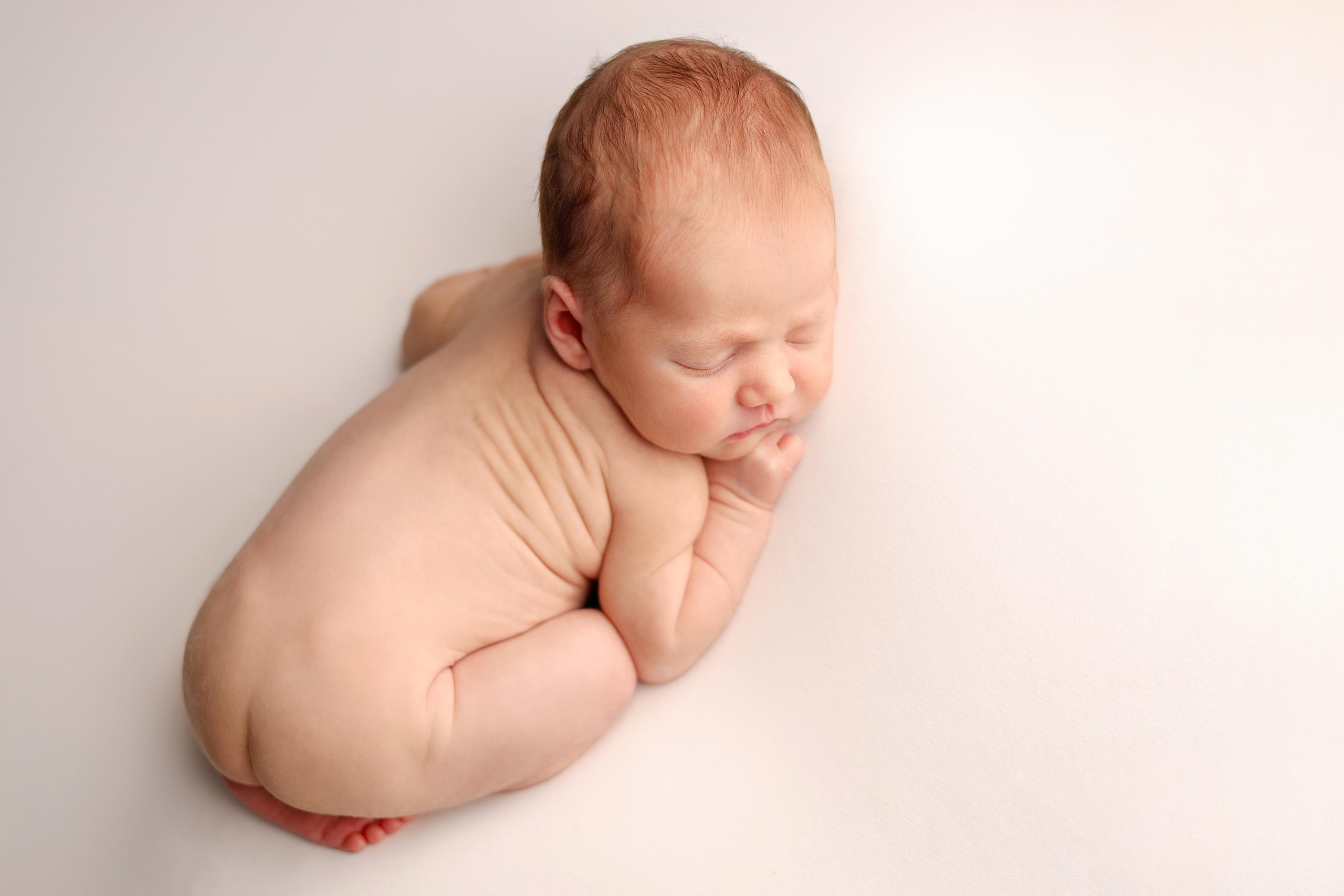 Ньюборн съемка малыша Алана. Фотограф новорожденных Москва. Ньюборн фотограф Москва